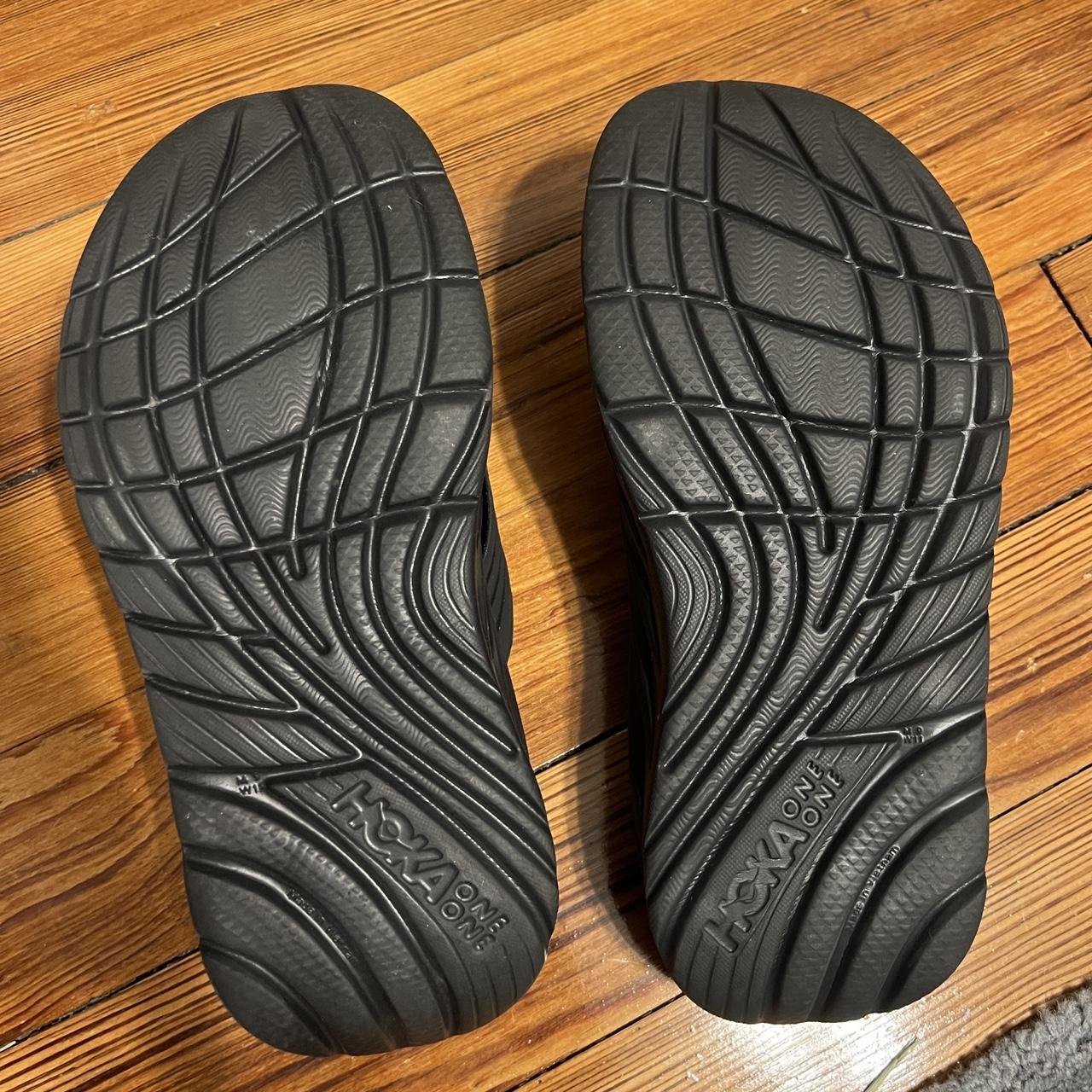 Hoka One One Men's Black Slippers | Depop