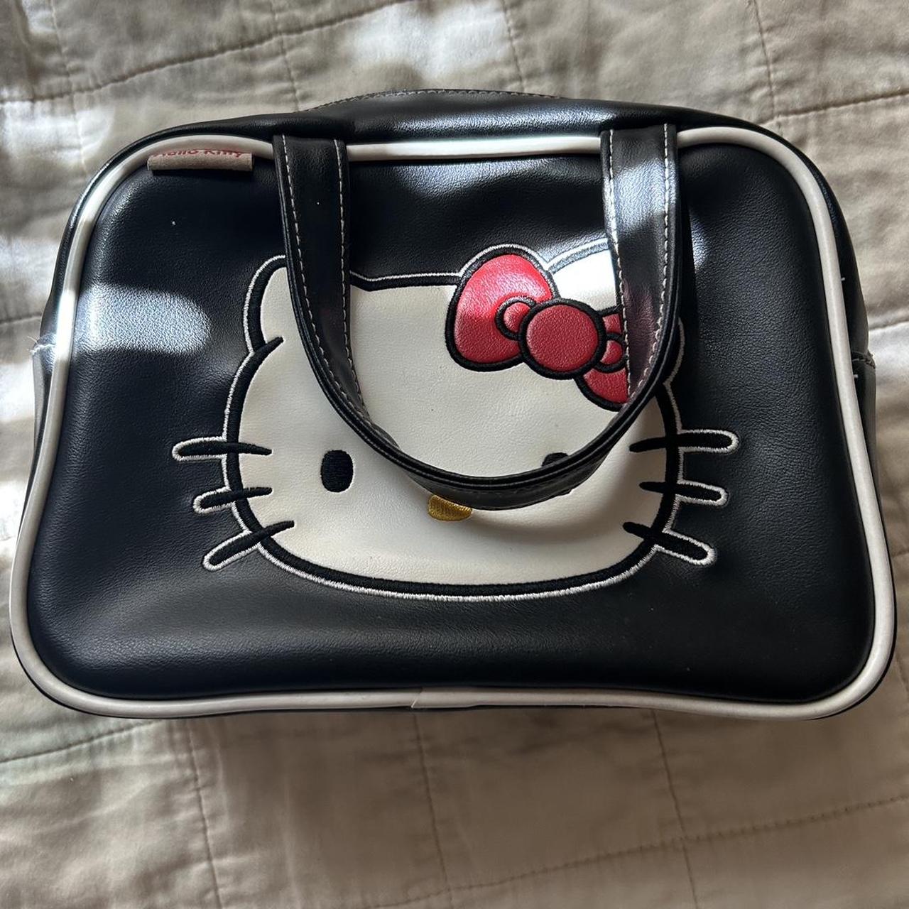 Hello kitty purse tin 🌸 From 2015! Measurements ~ - Depop