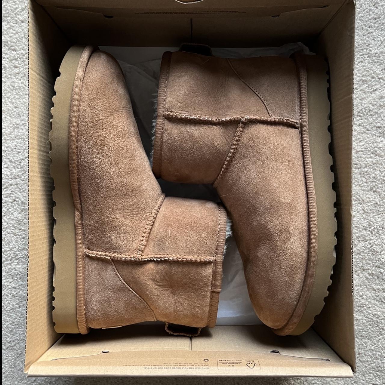 Women’s Uggs Classic Mini II. Size 9 women’s, gently... - Depop