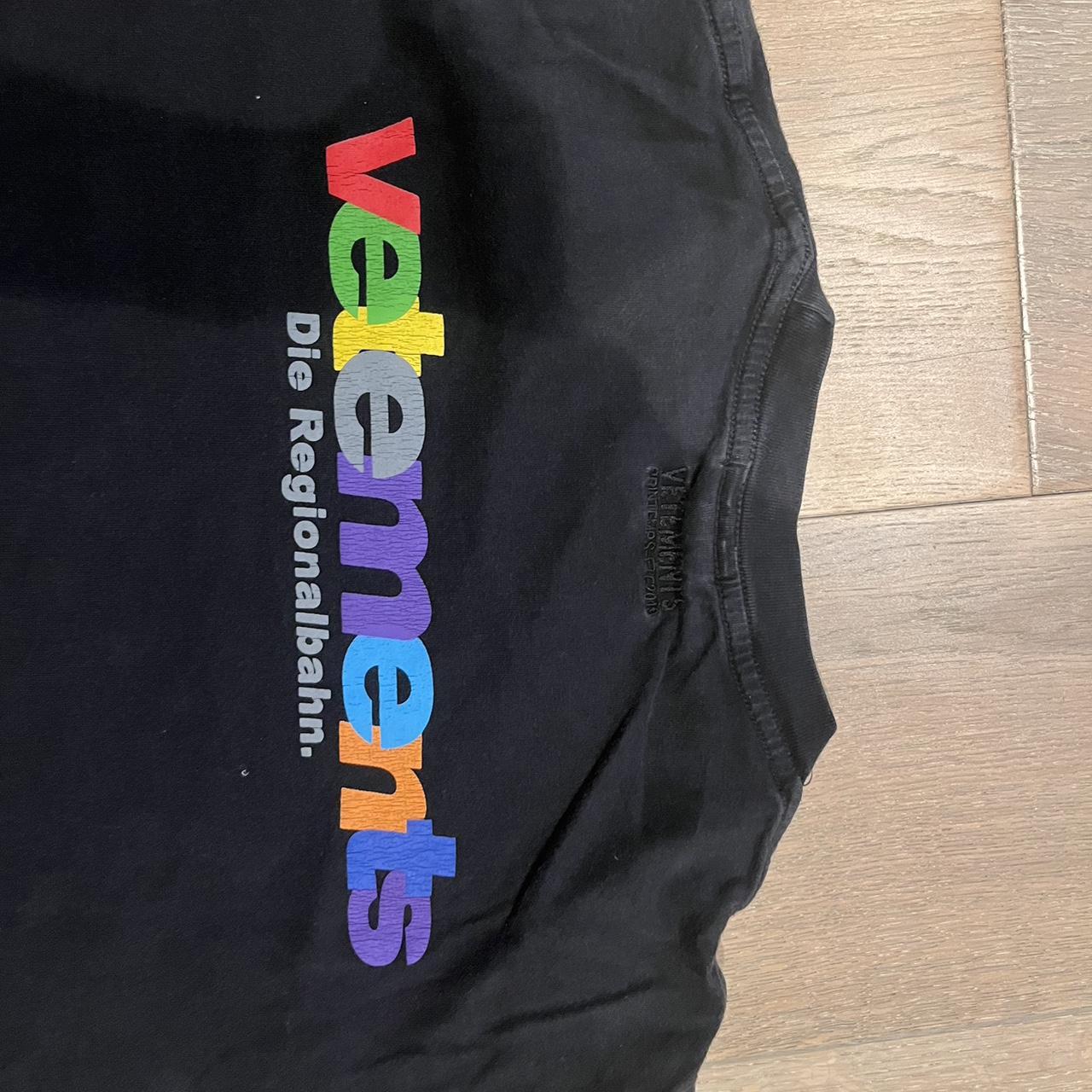 Vetements die regionalbahn black tee-med