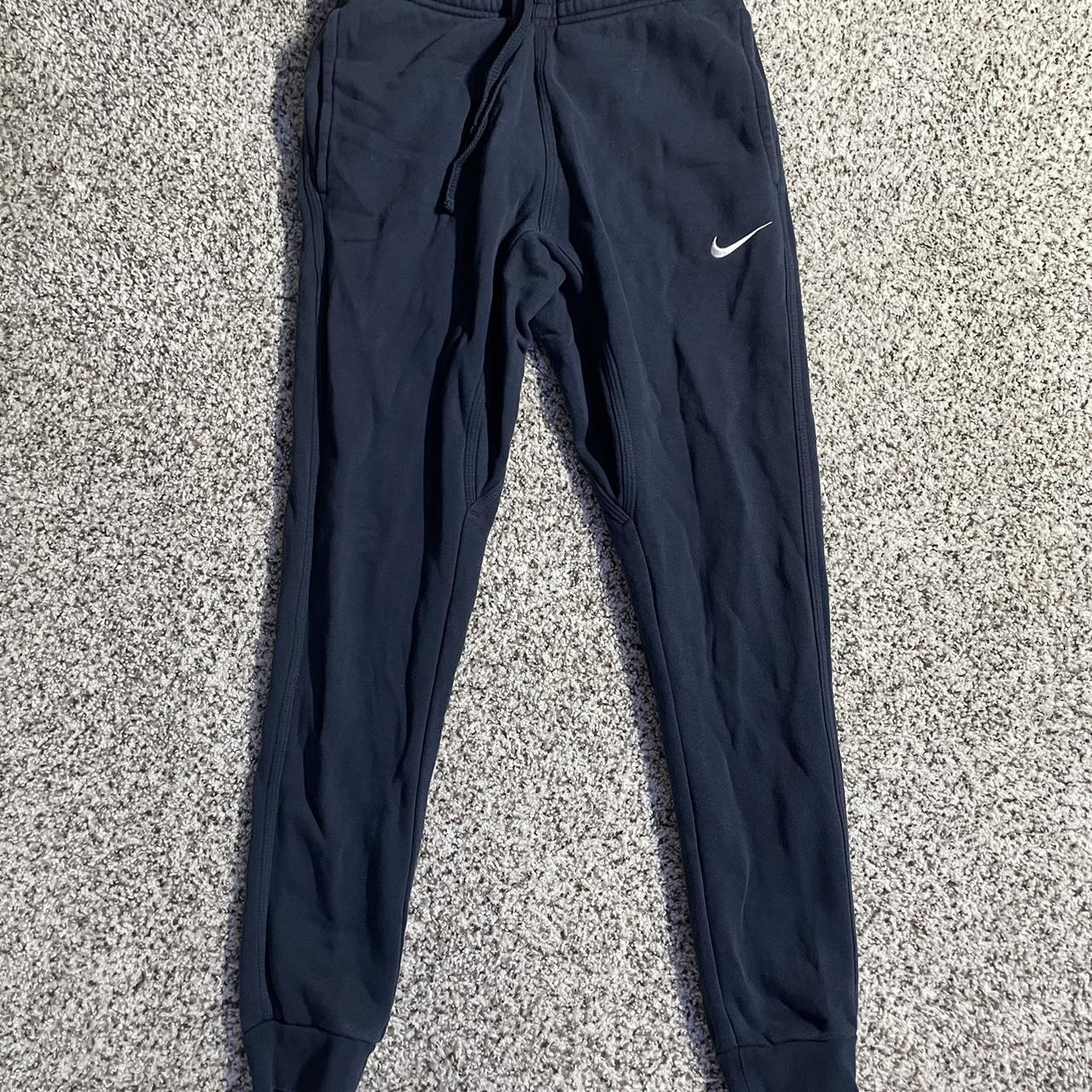 mens navy blue nike joggers