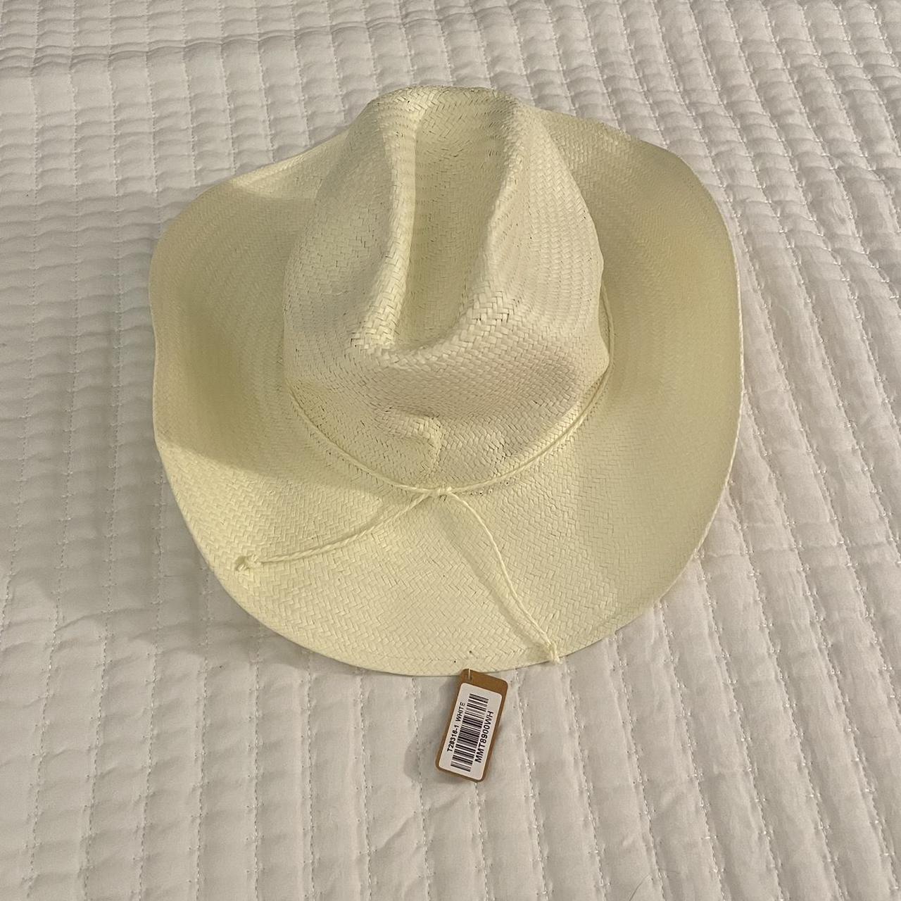 Fashion Nova Women's Hat Depop