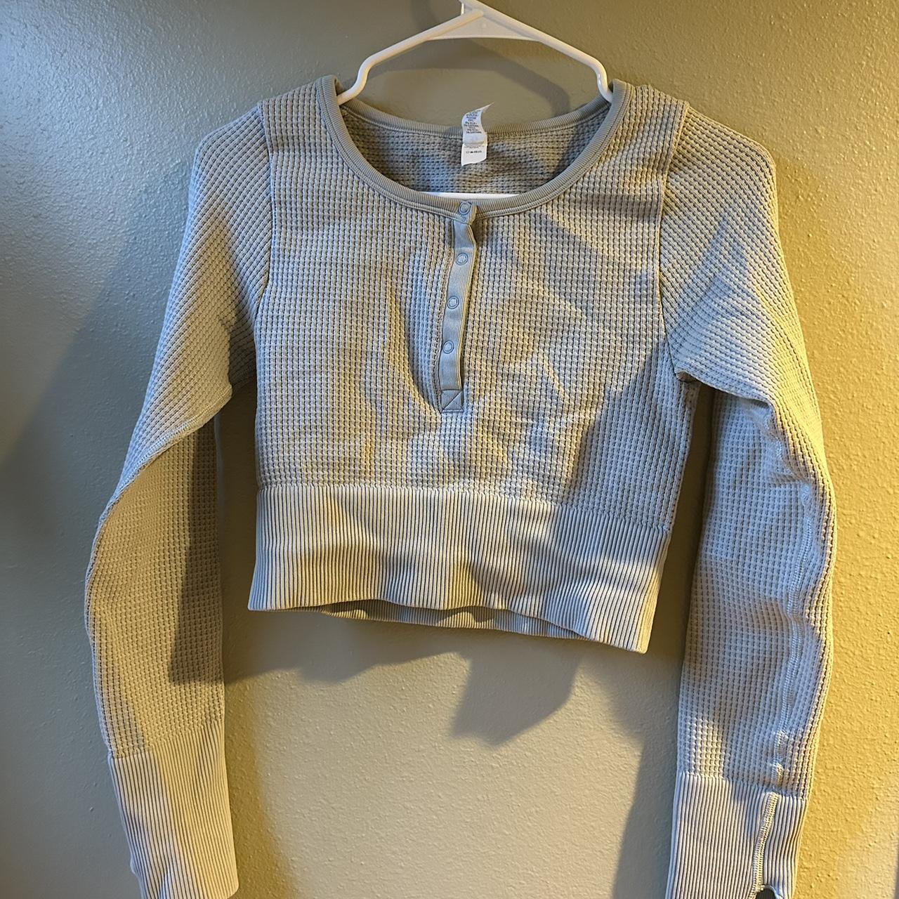 Aerie long sleeve crop top comfy and very warm... Depop