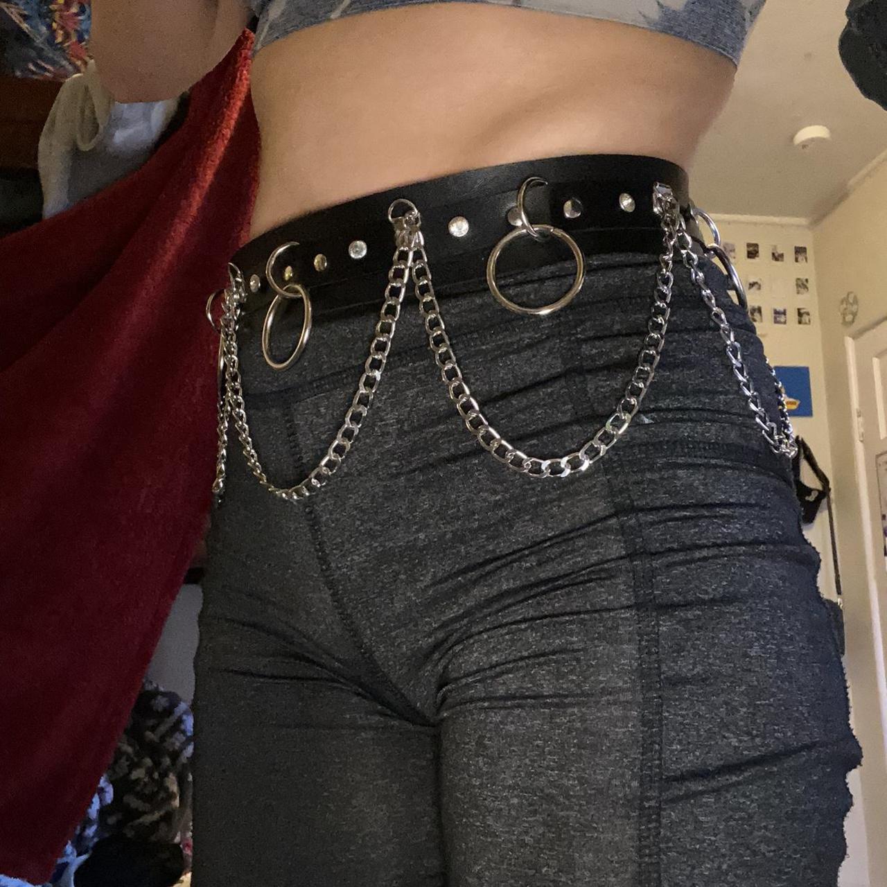 Hot Topic Women's Black and Silver Belt | Depop