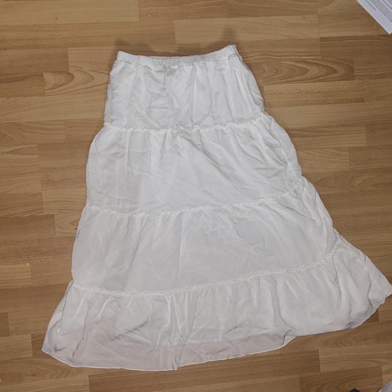 flowy brandy melville maxi skirt. so perfect for... Depop