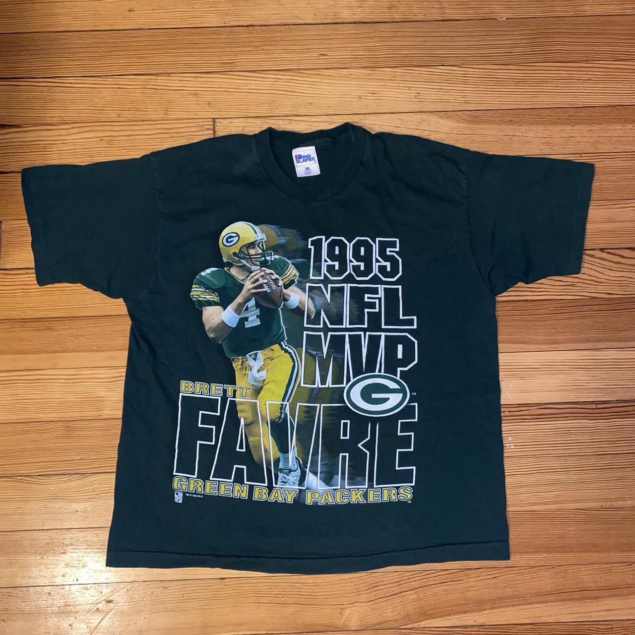 Vintage Brett Favre T-shirt Green Bay Packers - Depop