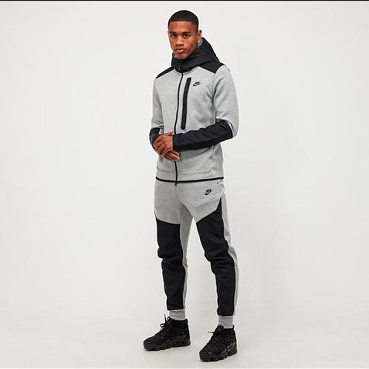 Nike Men's Grey and Black Top | Depop