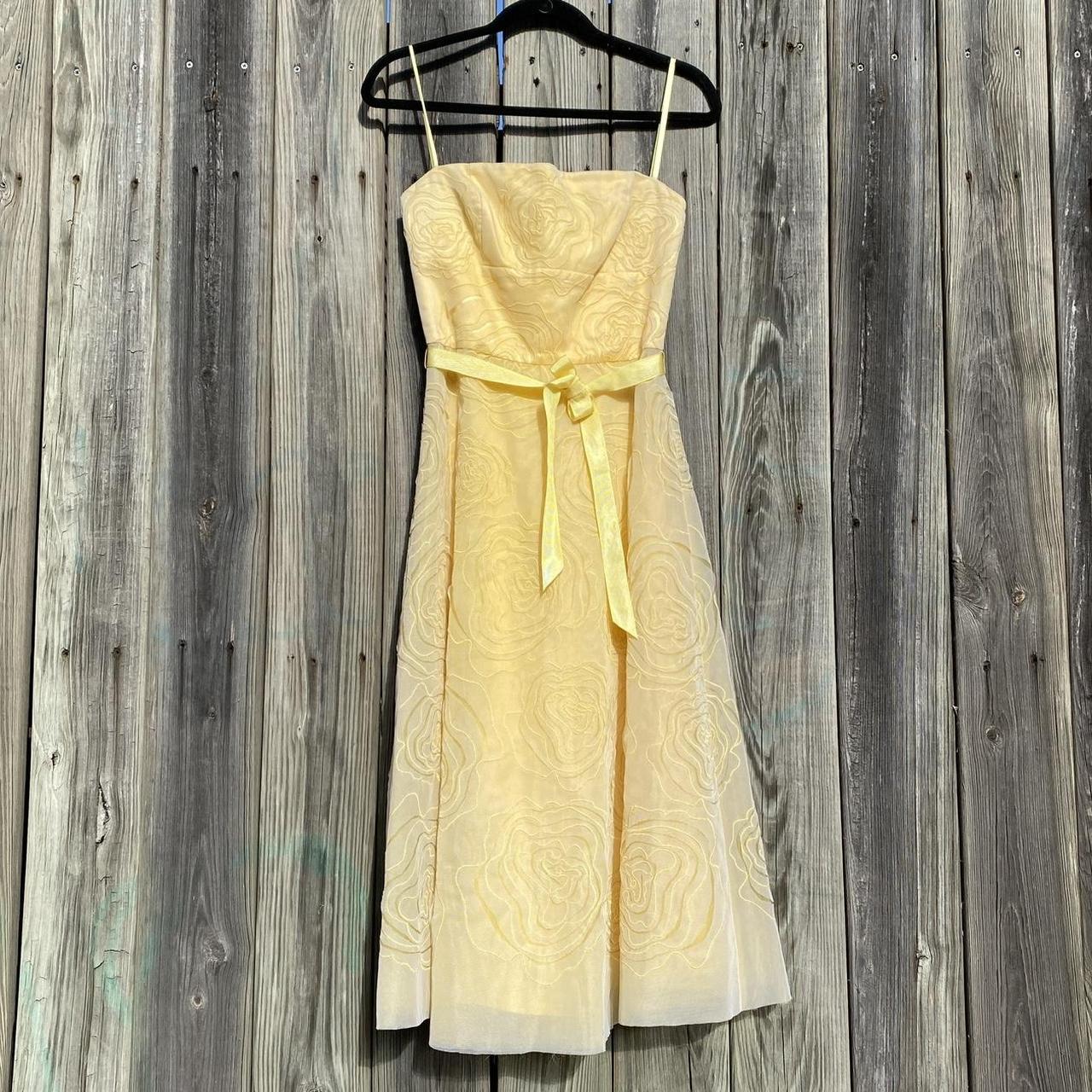 新発売 新商品 VINTAGE #2000s #Y2K #BCBG MAXAZRIA YELLOW STRAPLESS | Depop トップス