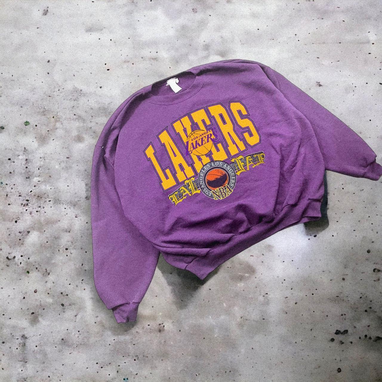 los angeles lakers vintage crewneck sweatshirt! gold - Depop