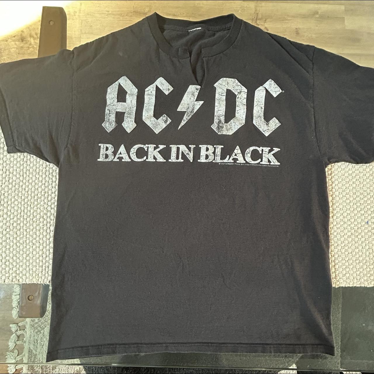 AC/DC back in black tour dated 2010. Fits like a xl... - Depop