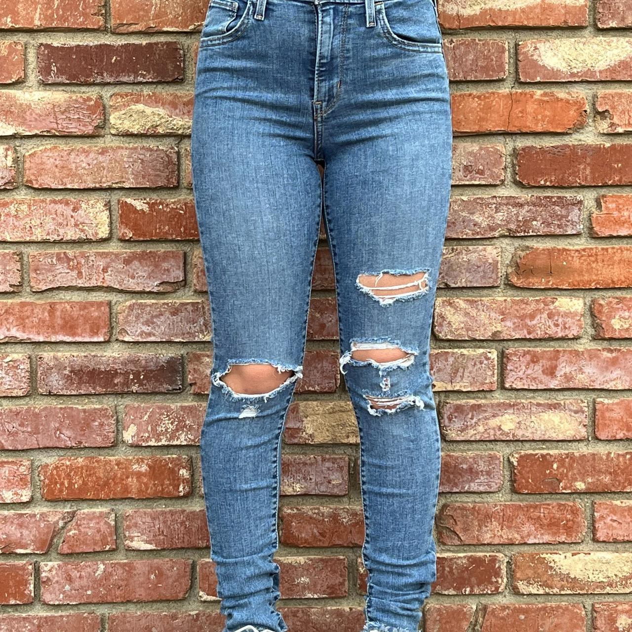 720 levi's high rise