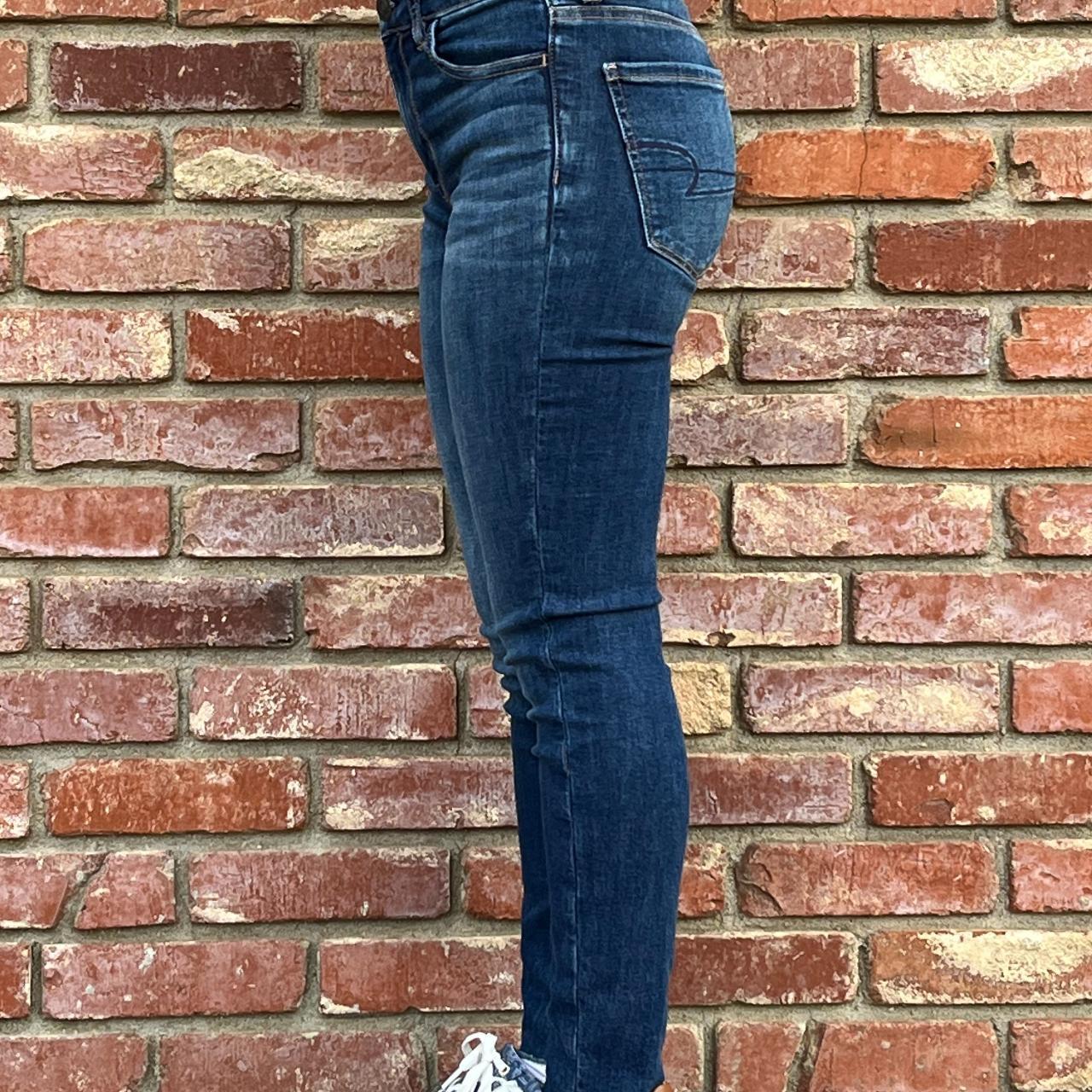 American Eagle High Rise Jegging Crops Size 0... - Depop
