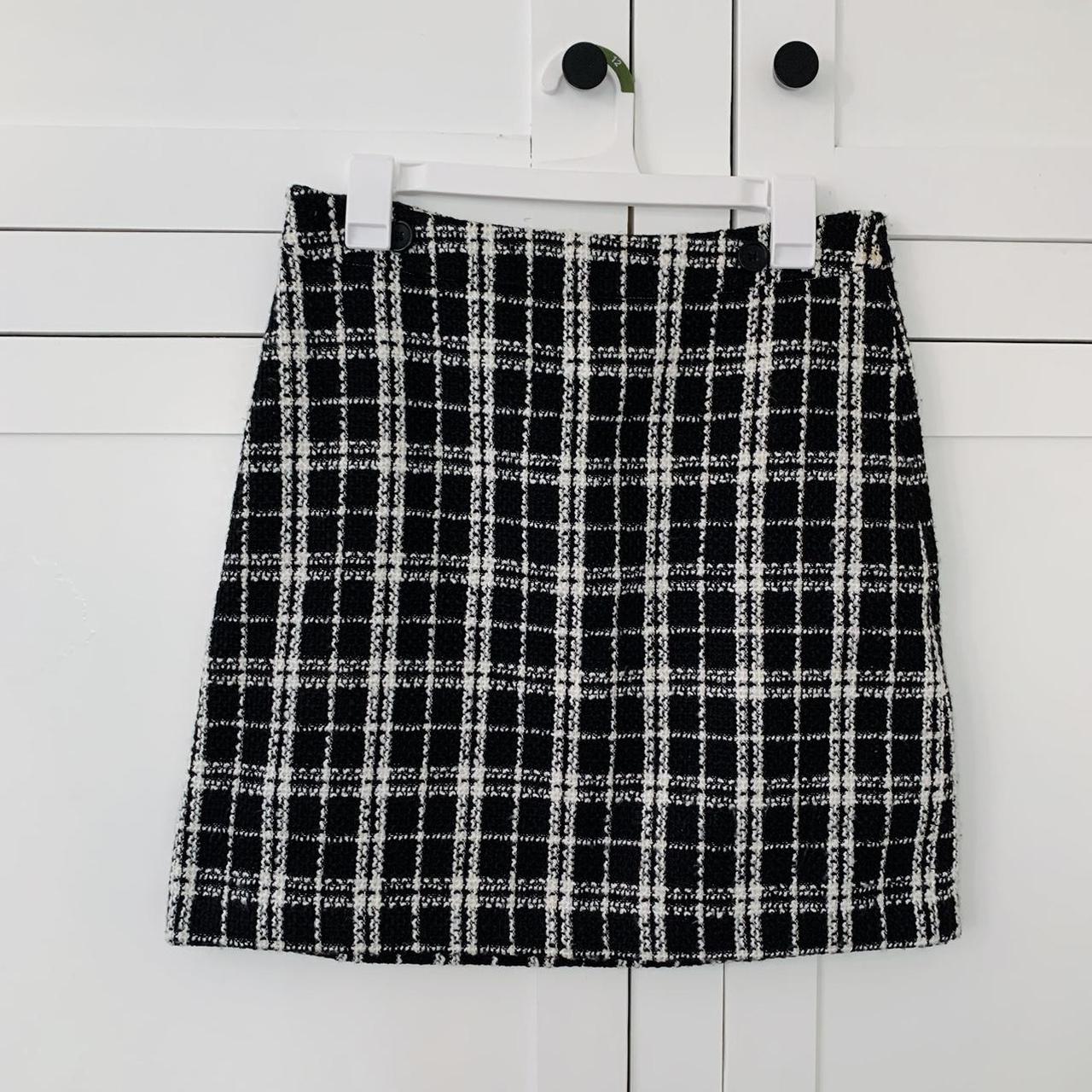 Black and white hotsell plaid skirt banana republic