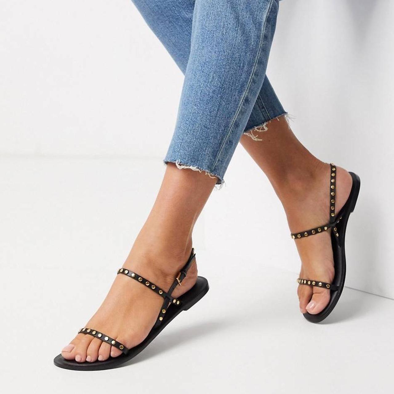 scalloped-edge-flat-sandals-asos