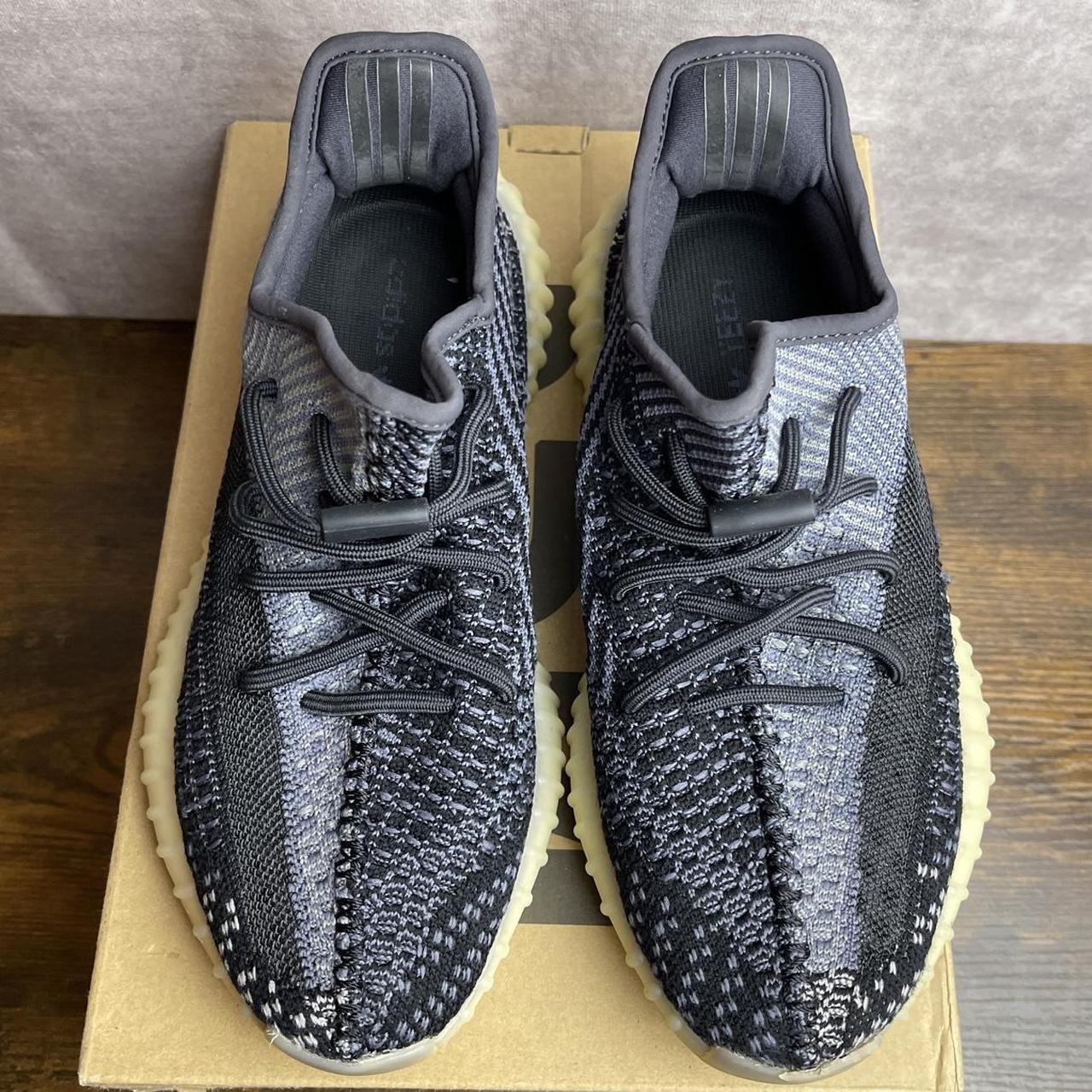 yeezy carbon laces