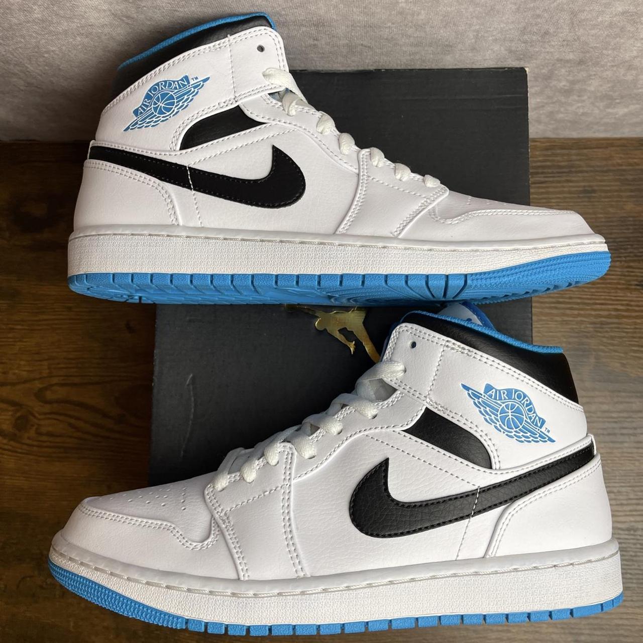 Air jordan 1 mid white blue on sale