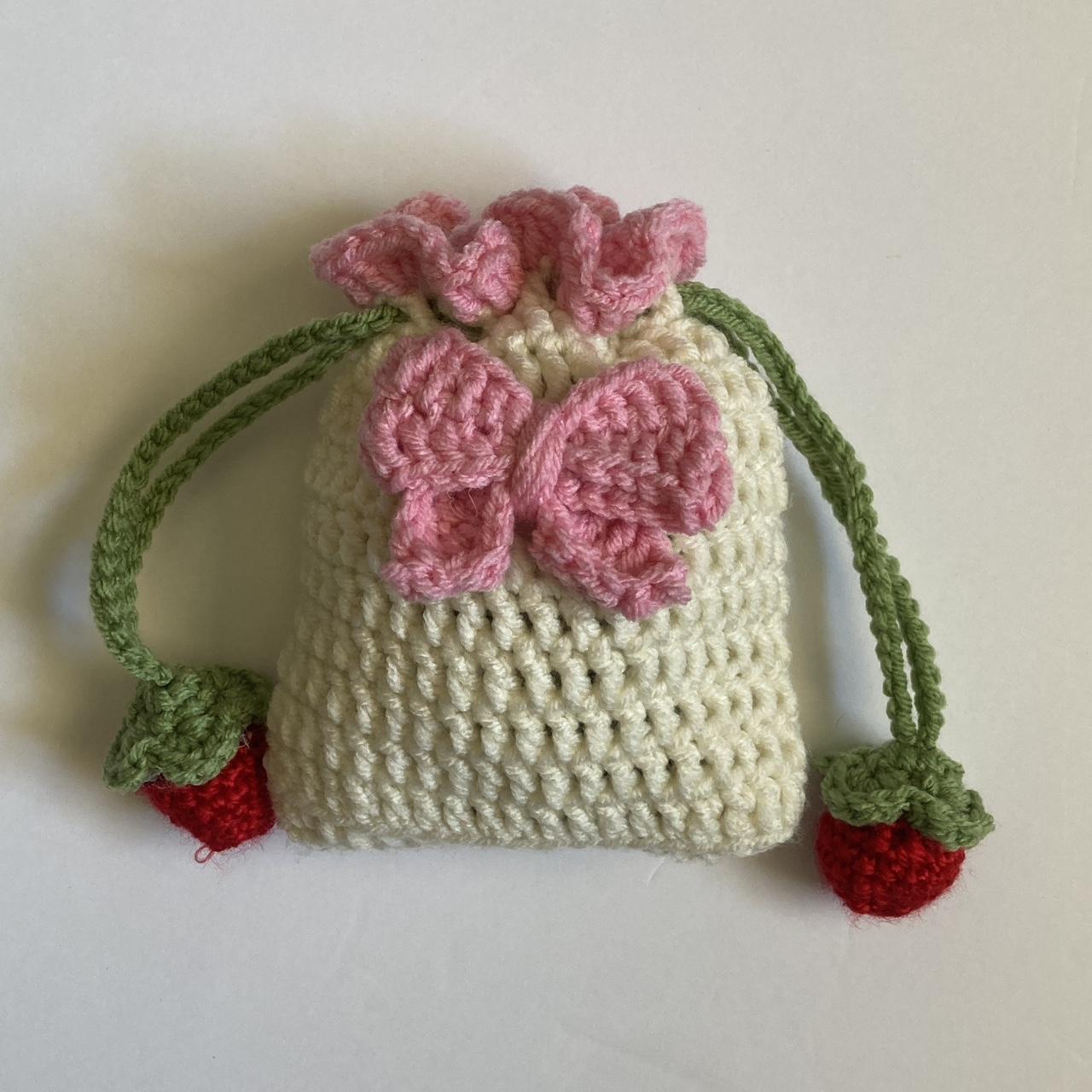 crochet strawberry pouch 🍓🎀 handmade by Depop