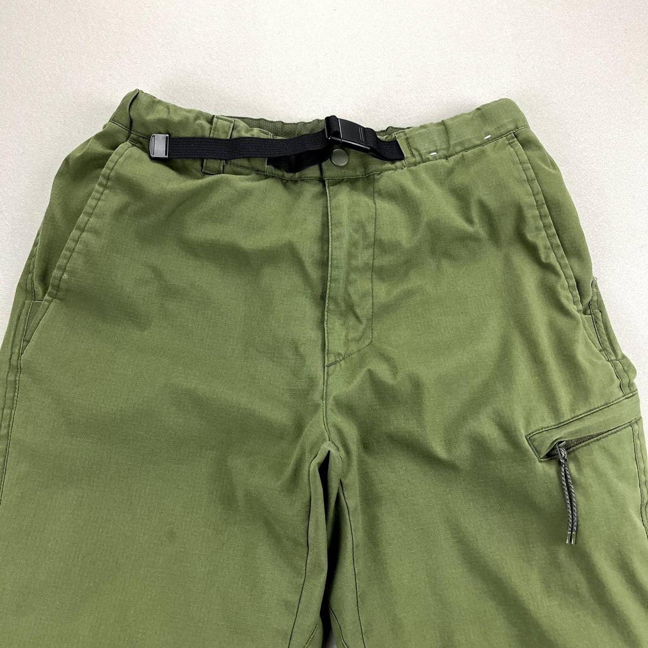 UNIQLO Men's Green Trousers | Depop