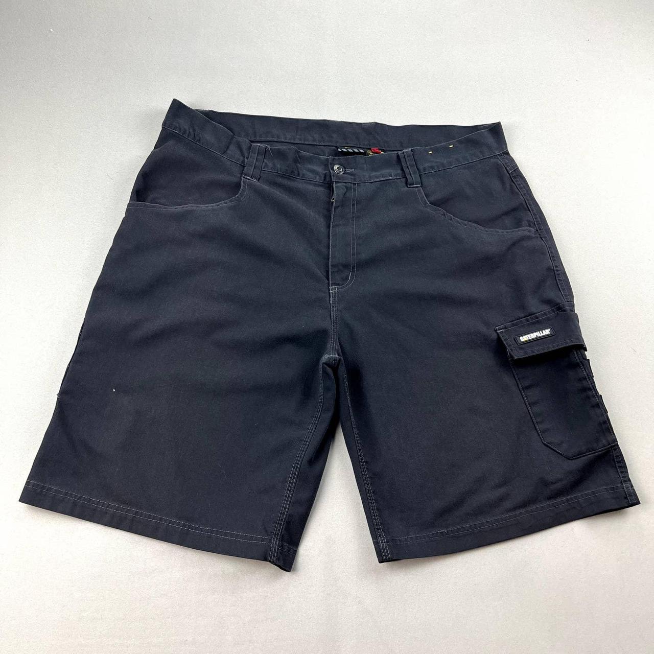 Caterpillar Men's Black Shorts Depop