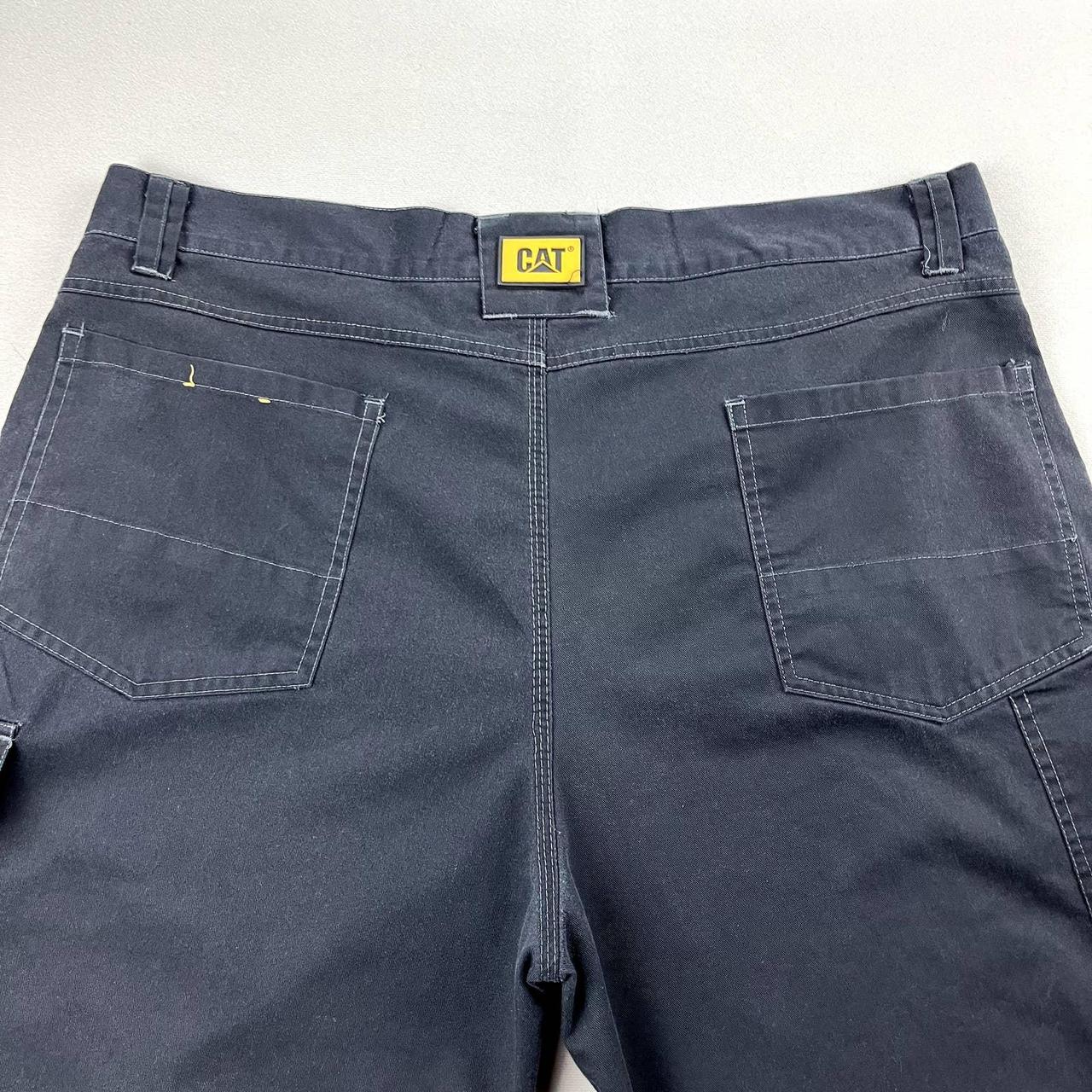 Caterpillar Men's Black Shorts Depop