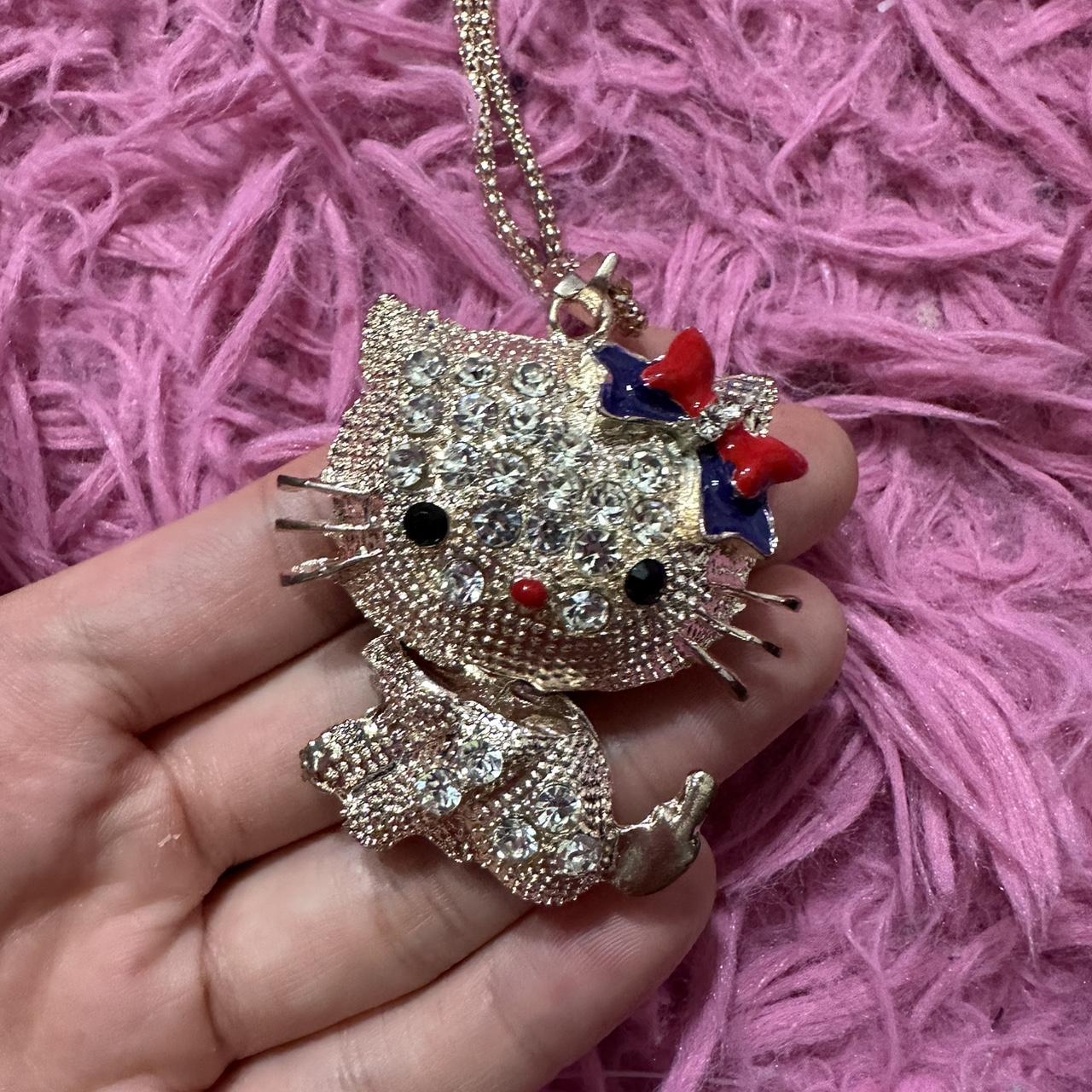 BETSEY JOHNSON X HELLO KITTY NECKLACE shipping:... - Depop