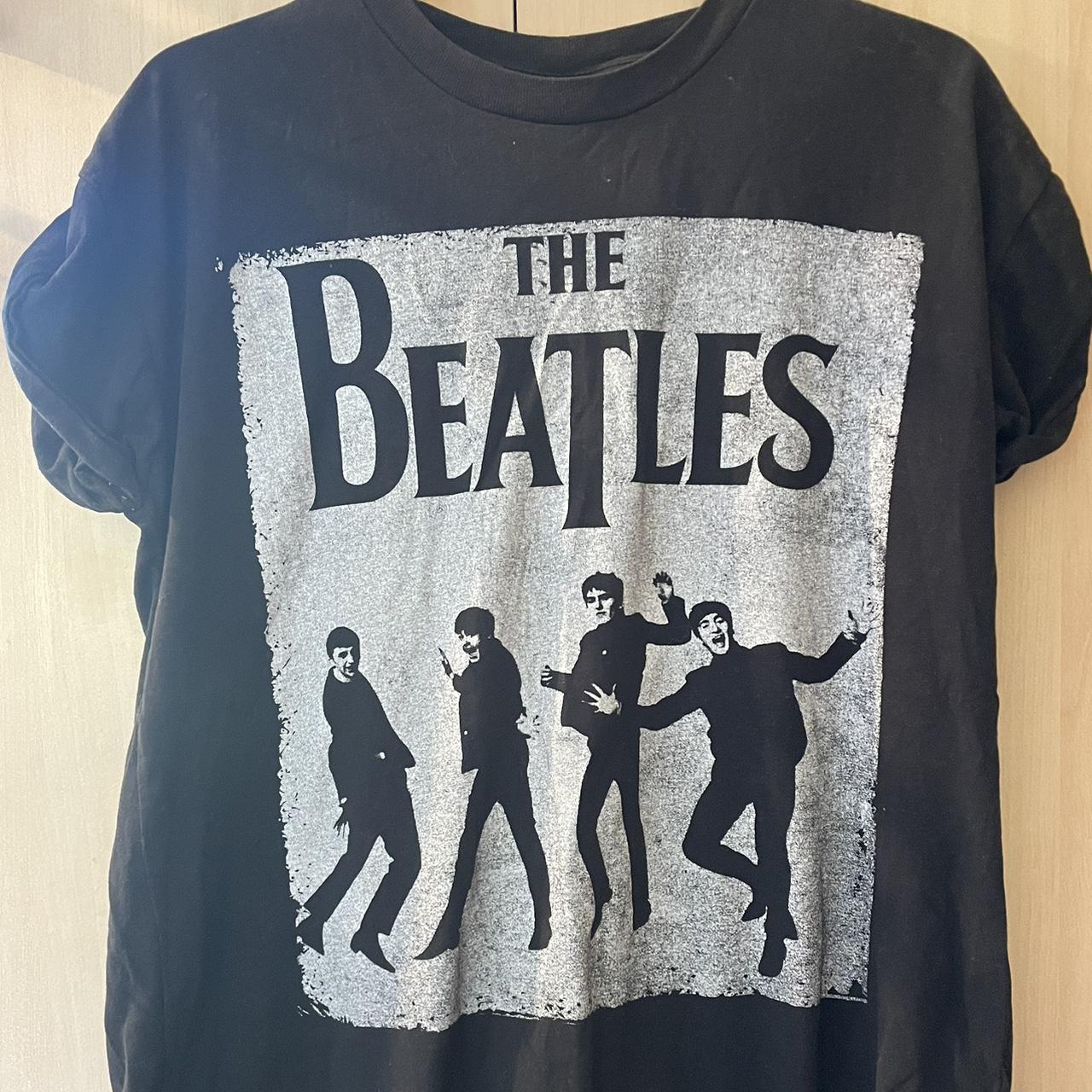 Official Beatles T shirt worn but good as new size... - Depop