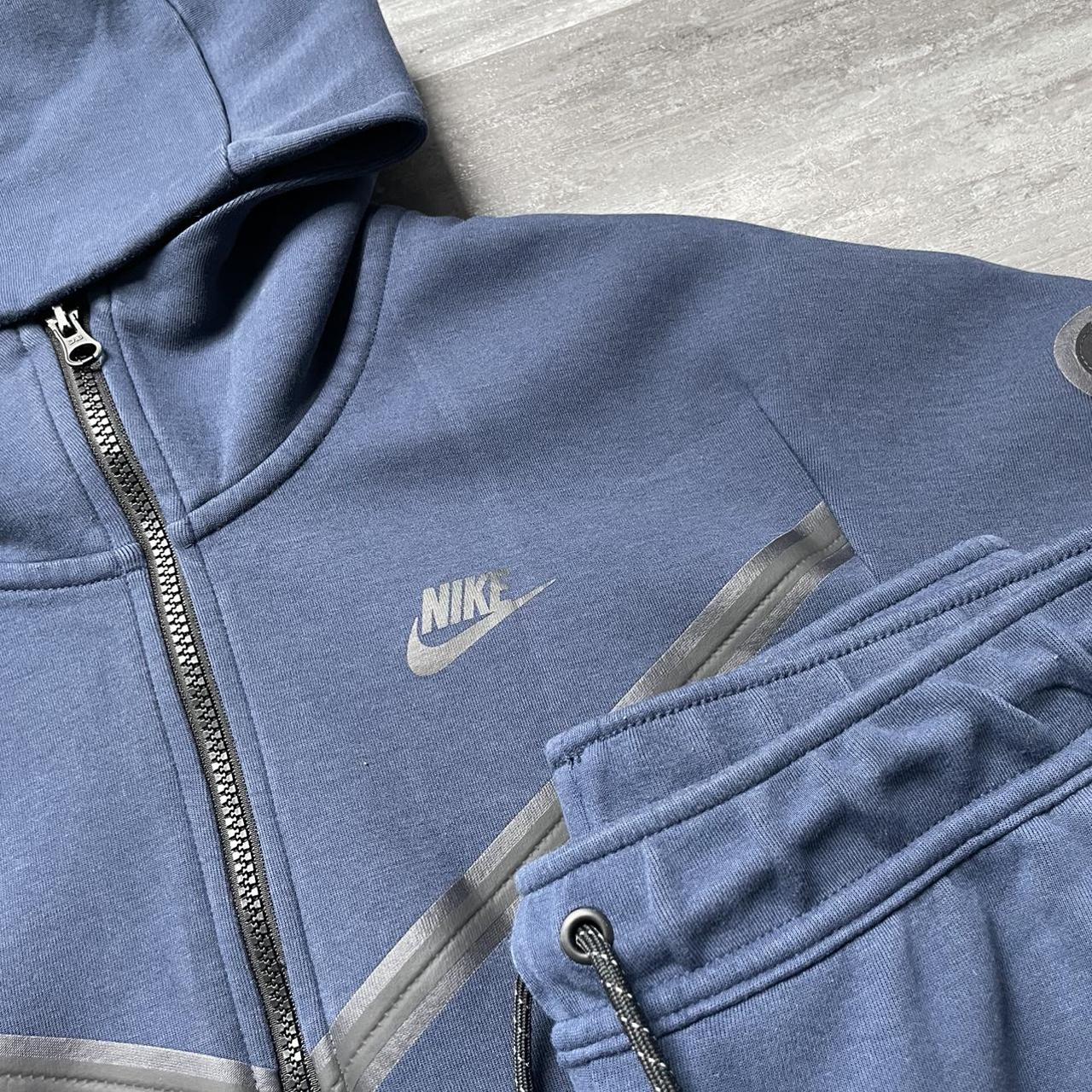 Survêtement Nike Tech Fleece Bleu Marine ️ Taille... - Depop