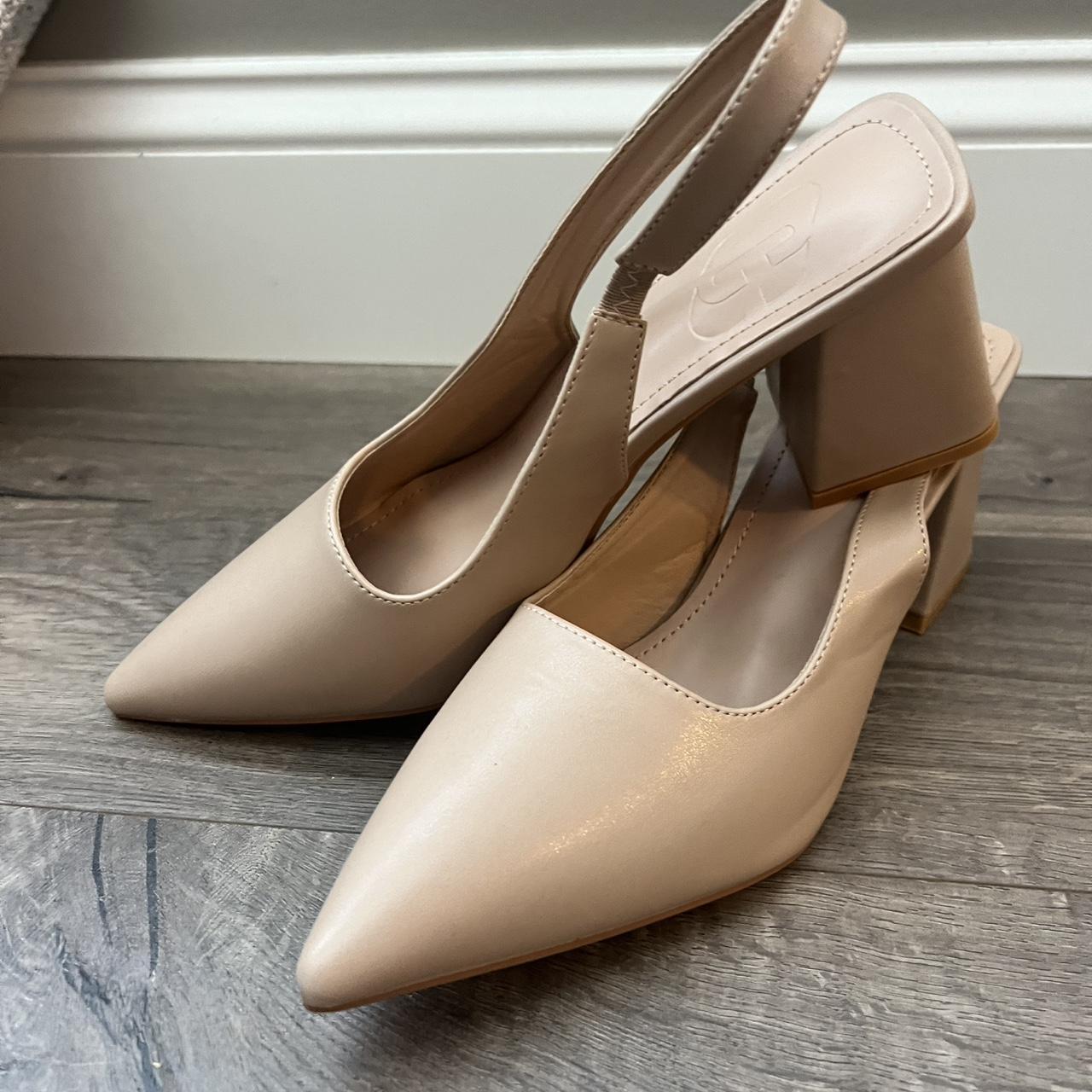 item listed by elliehirko2