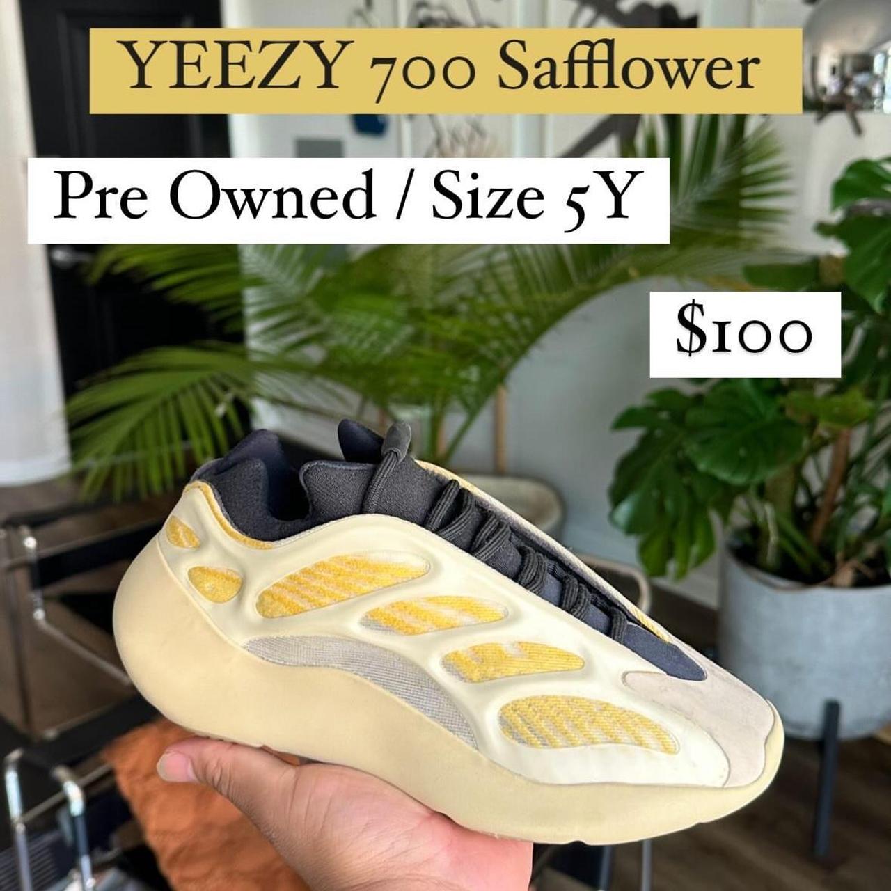 Yeezys size 5 on sale youth