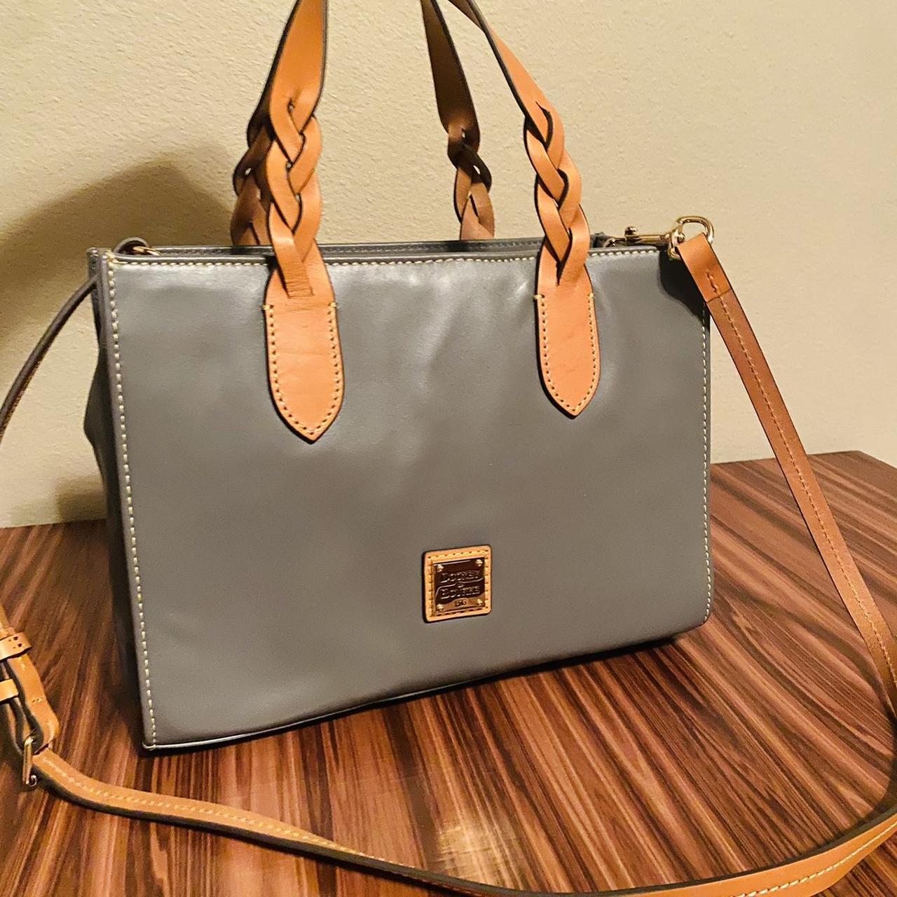 Dooney & hot sale bourke brielle