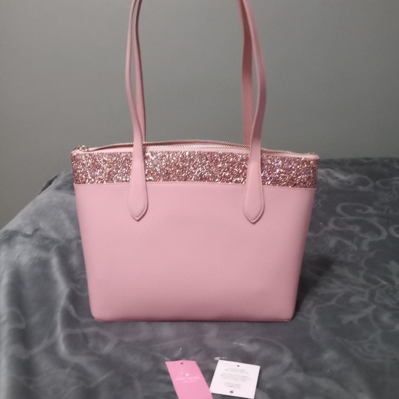 item listed by glitznglam81