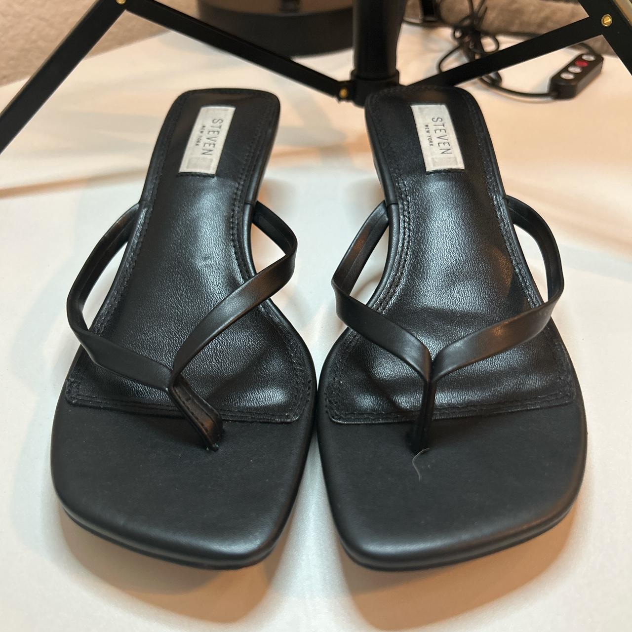 Vintage Steve Madden thong kitten heels … in great... - Depop