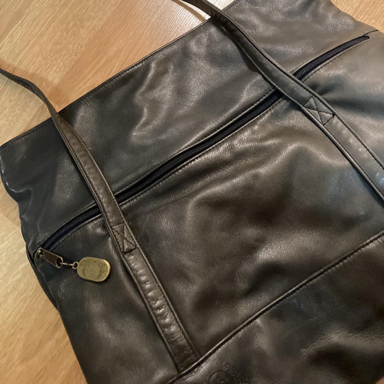 Bags, Black Genuine Leather Stone Mountain Purse