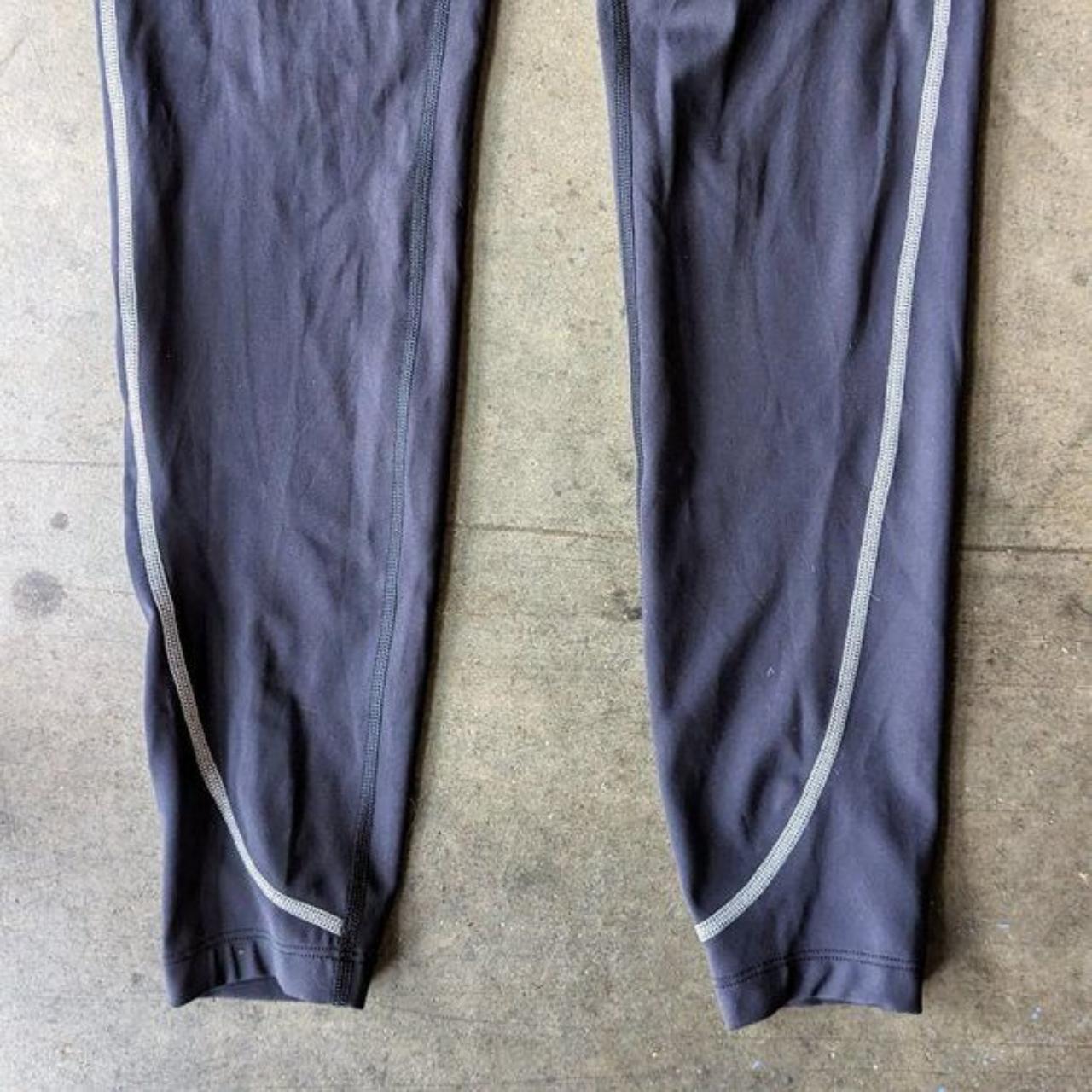 peloton leggings size small barely ever worn - Depop