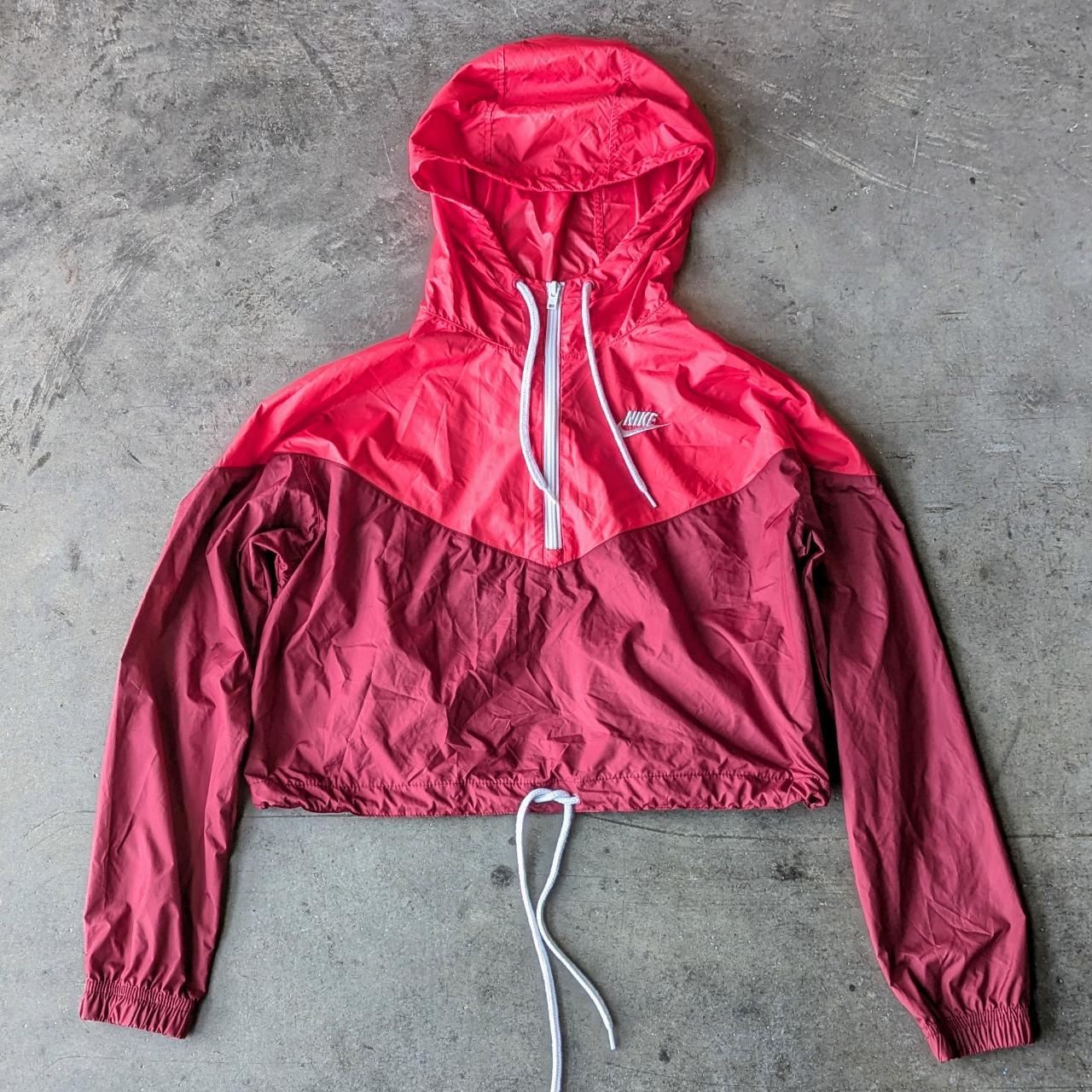 Nike shops windrunner small