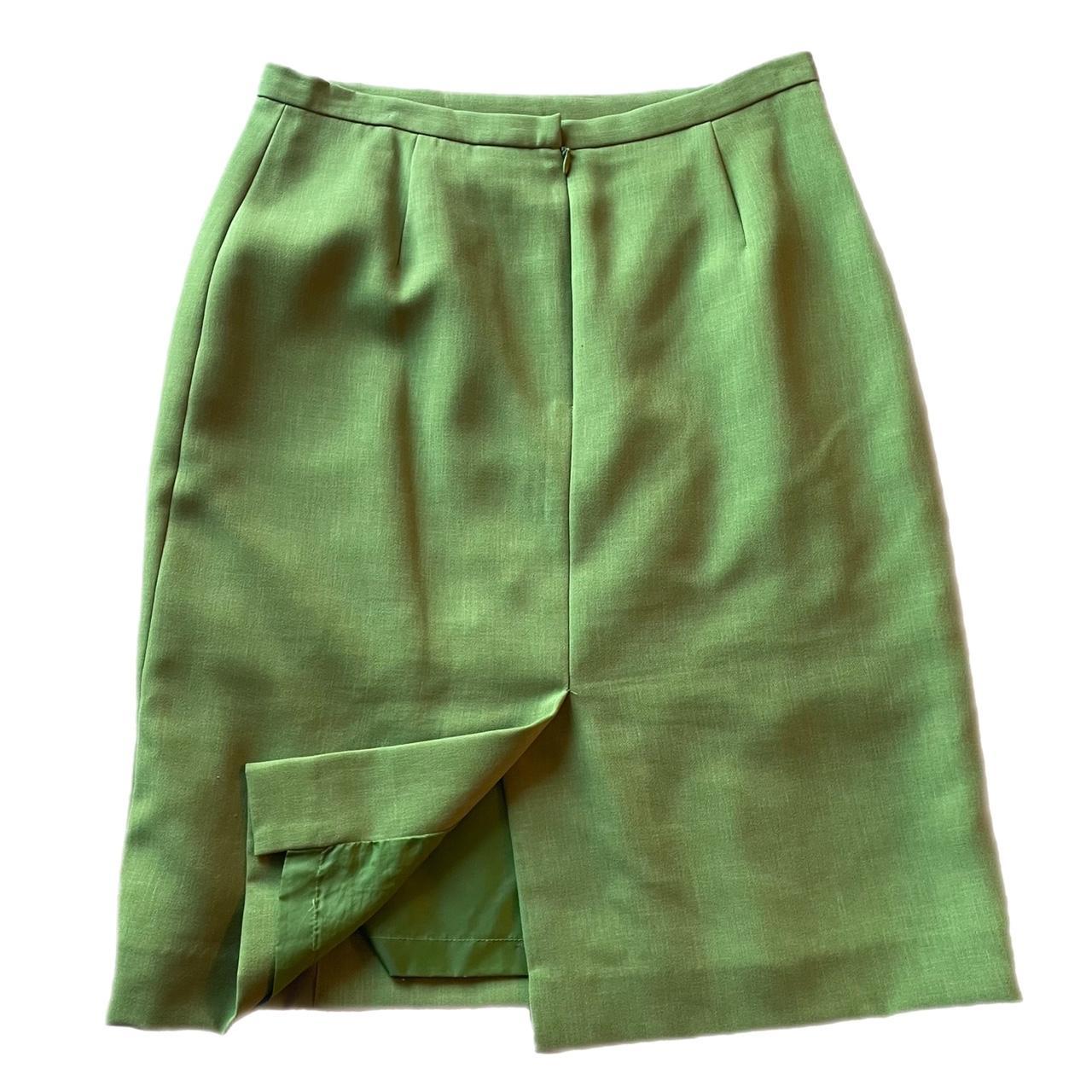 Kasper Women's Green Skirt | Depop