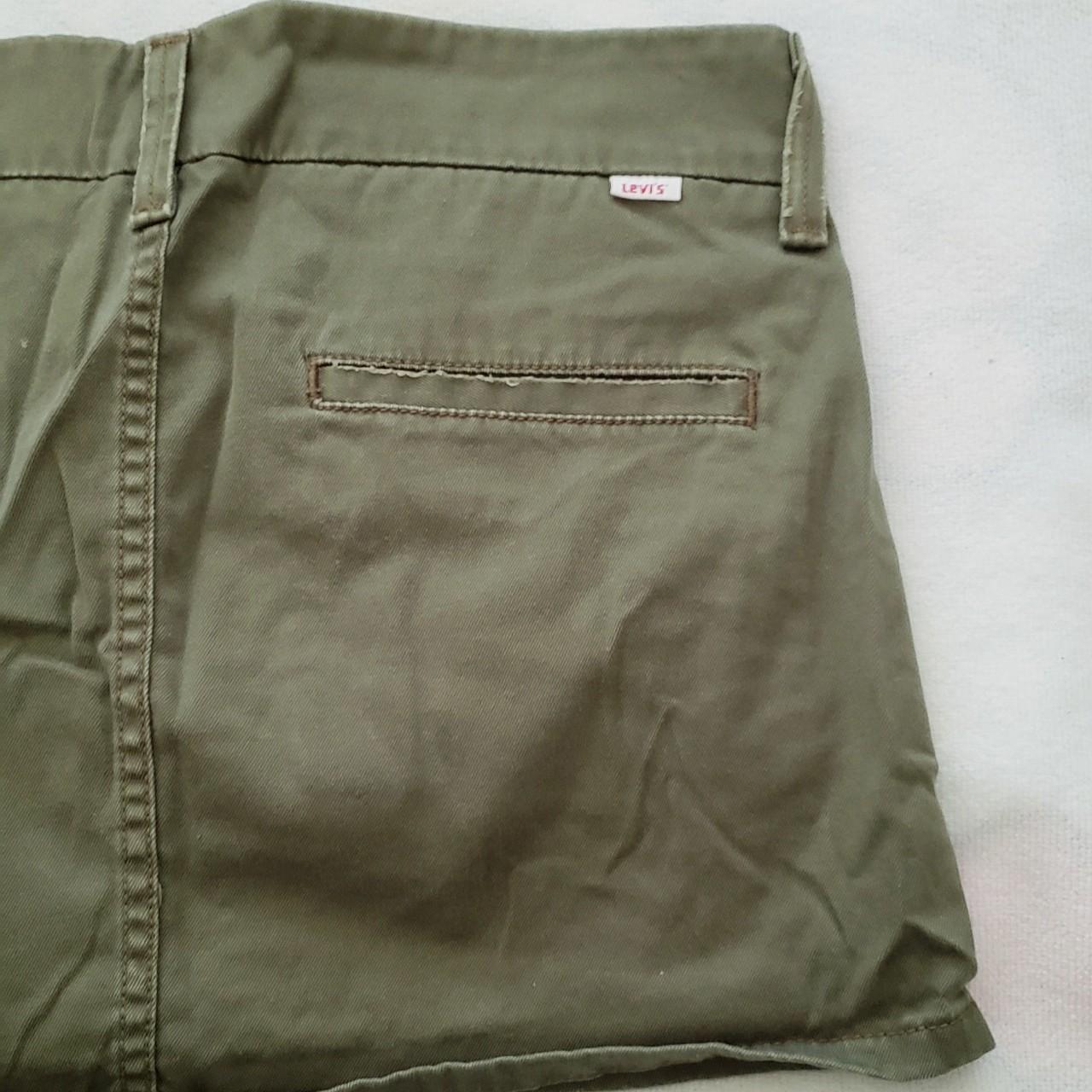 Levi's khaki outlet skirt