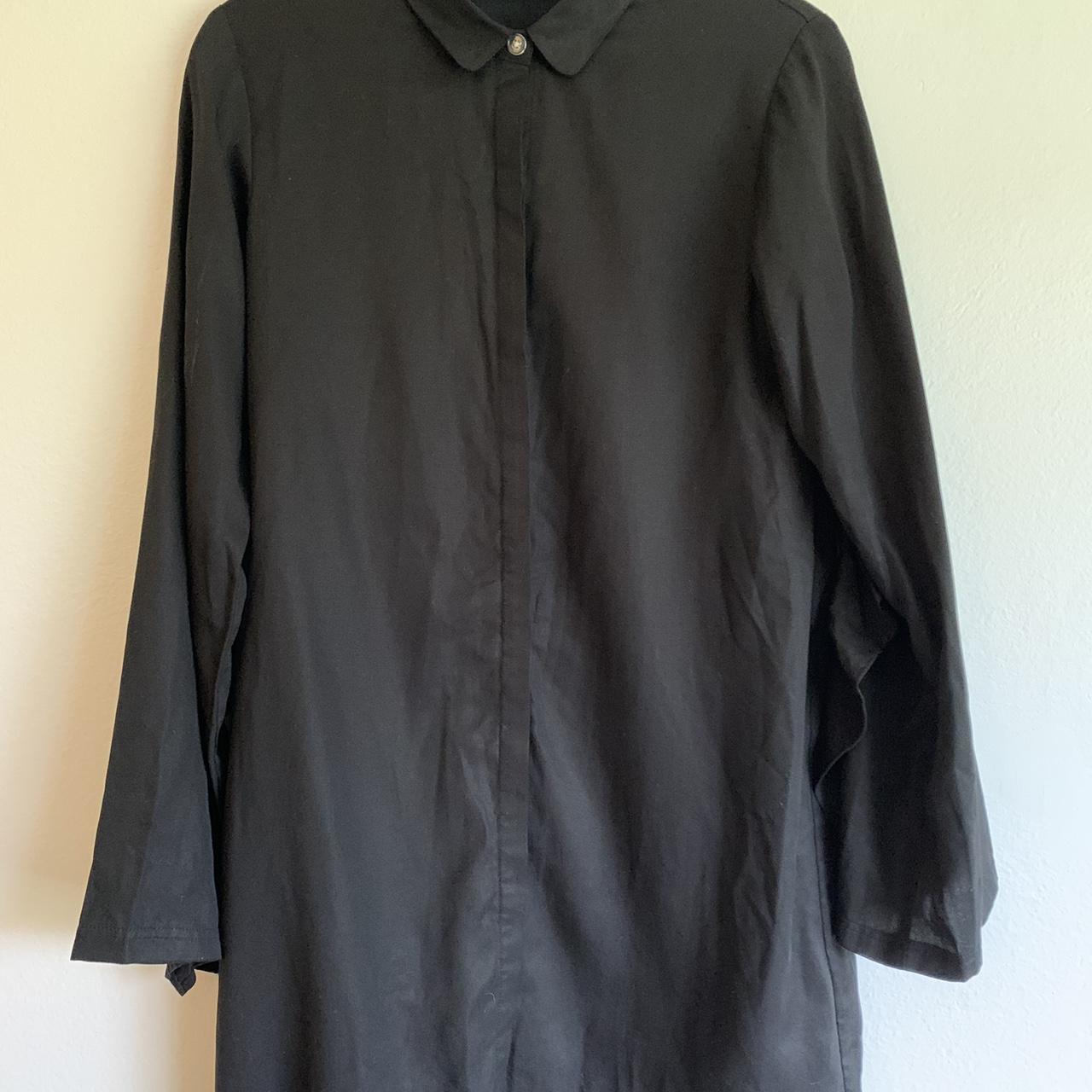 Ruffle Back Black Shirt Tunic 8 I bought this from... - Depop