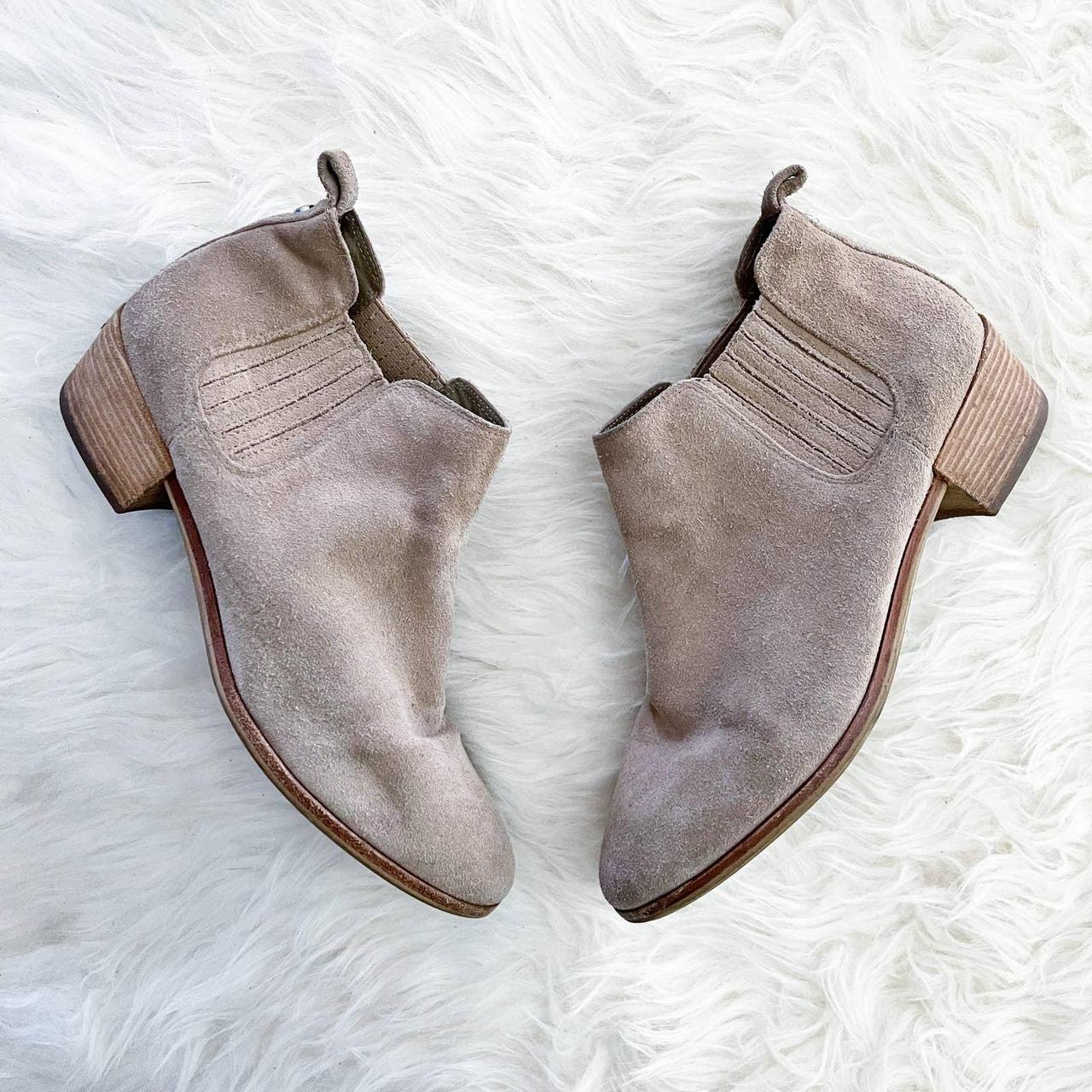 Michael kors grey deals suede boots