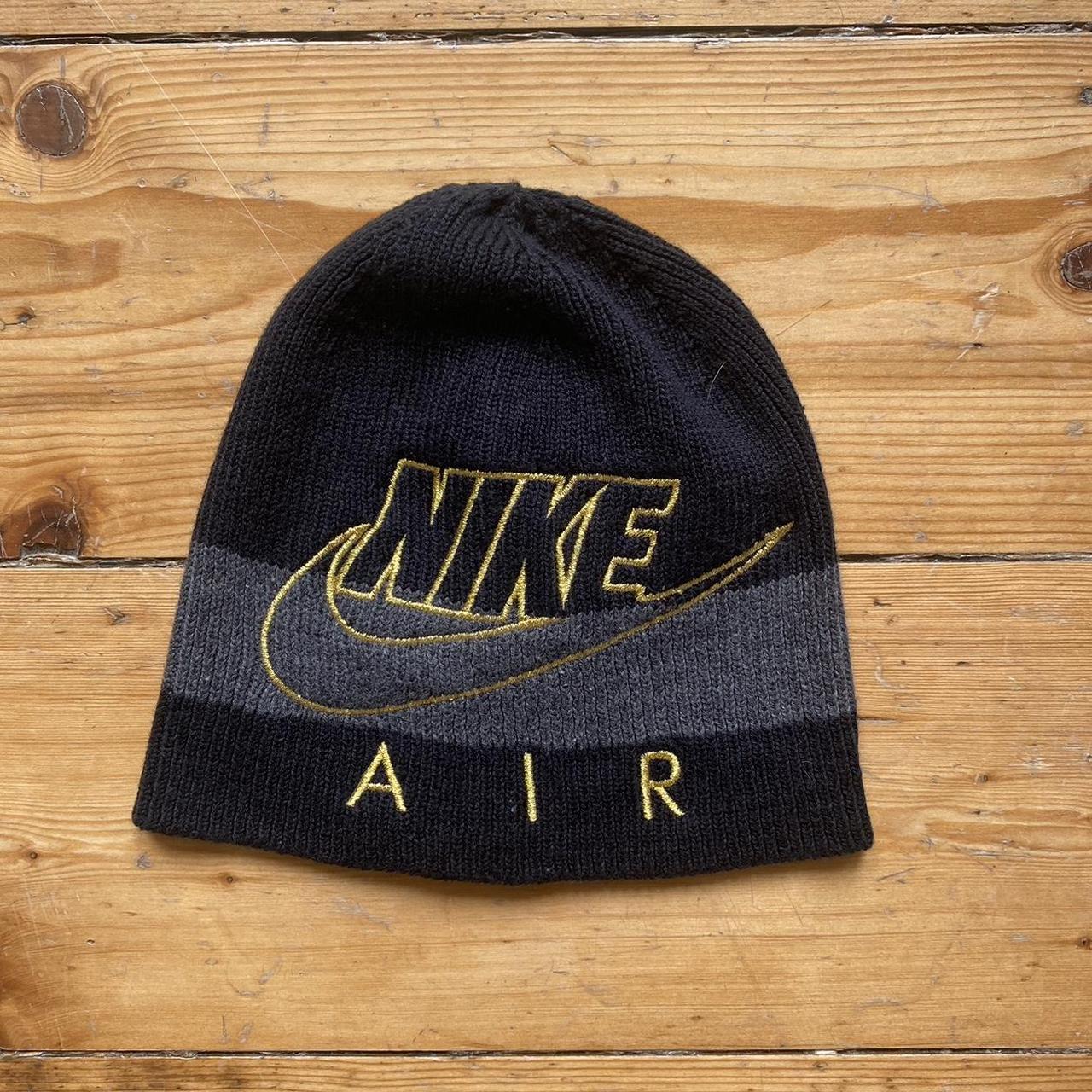 Nike air best sale max beanie