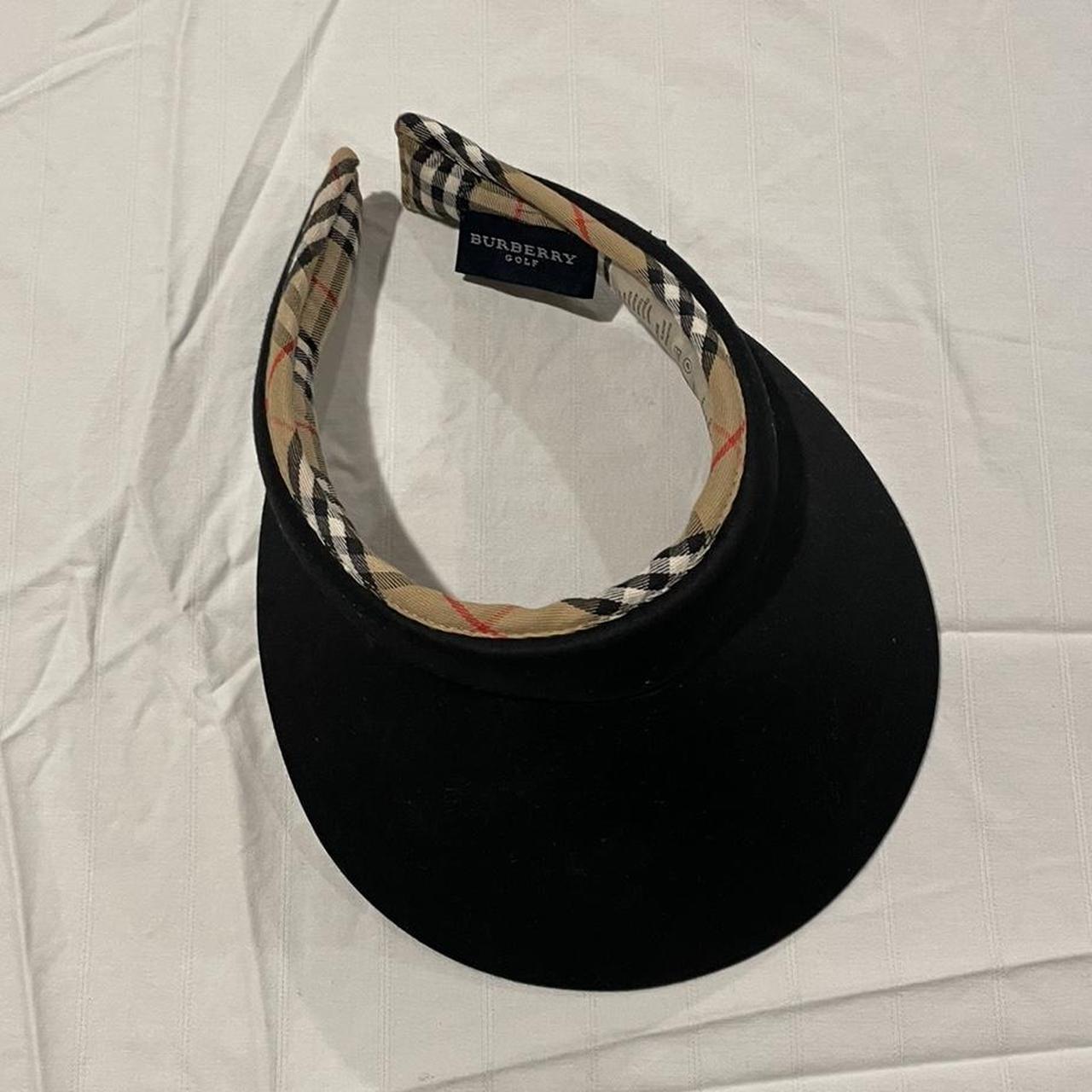 burberry golf visor vintage item perfect for going