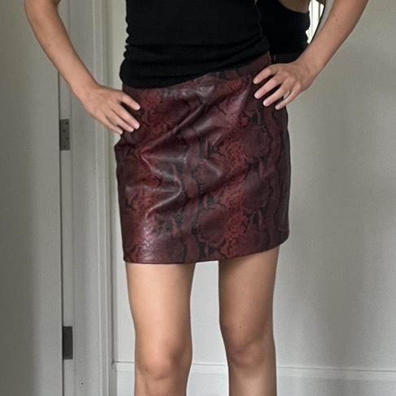 Oasis burgundy 2024 faux leather skirt