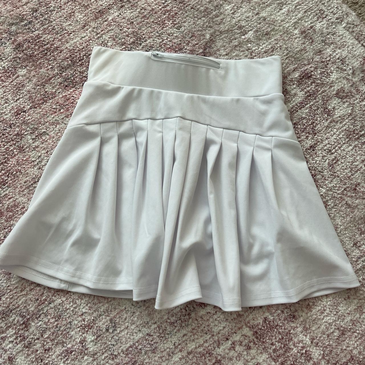 White Tennis skirt with shorts and pockets Worn a... - Depop