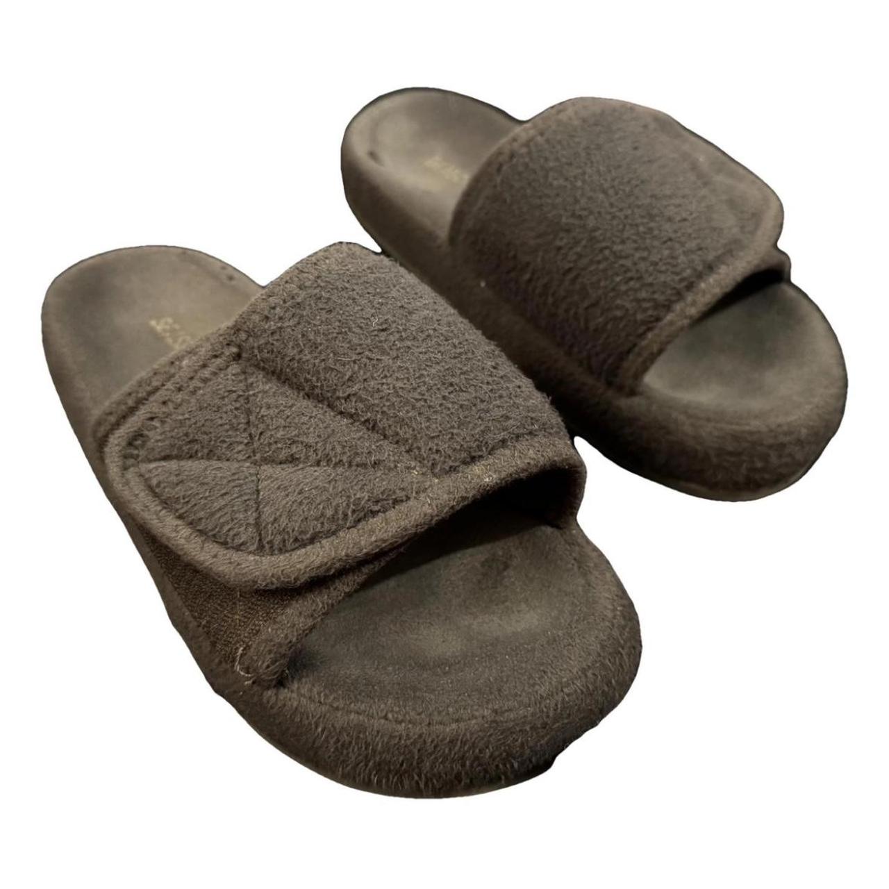 Too Big Does Yeezy Slides Run Big YEEZY Season Fleece Slides