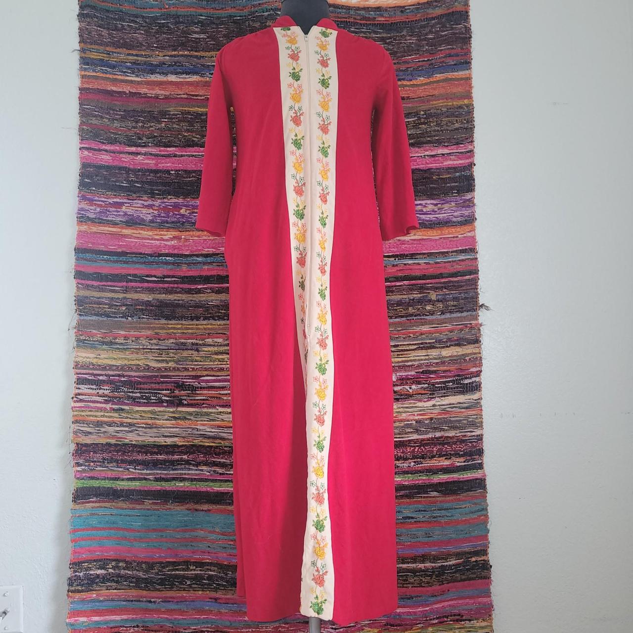 item listed by queenofdresses