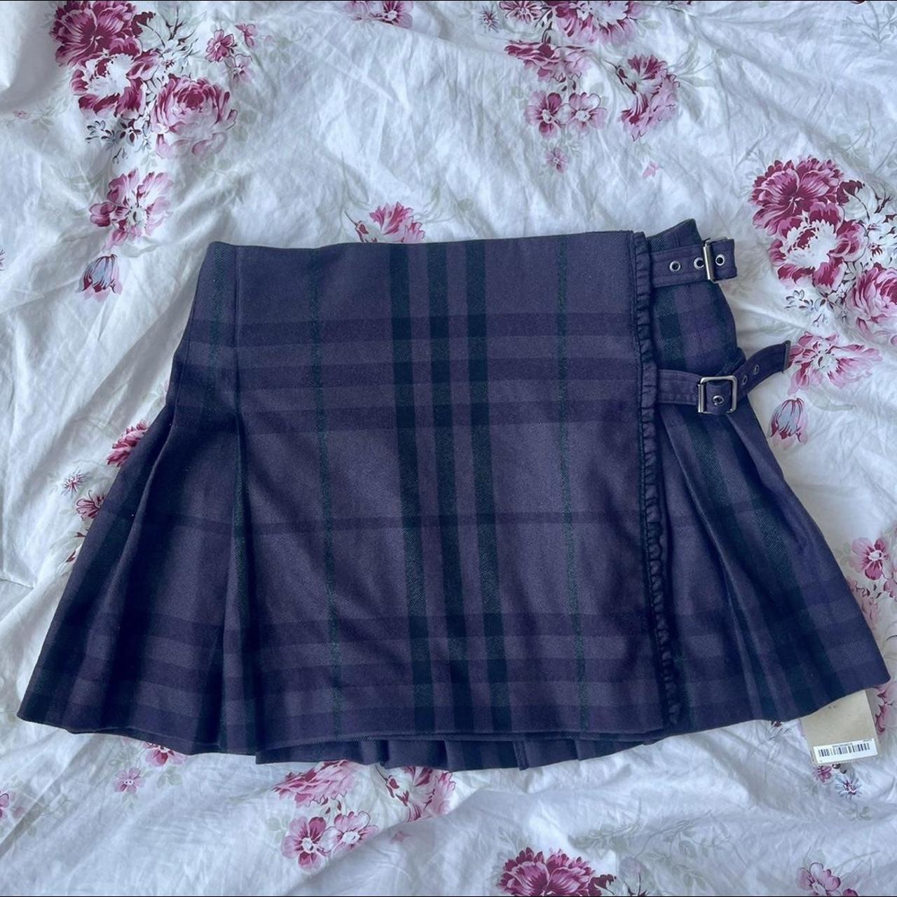 Burberry London Pink plaid - Depop