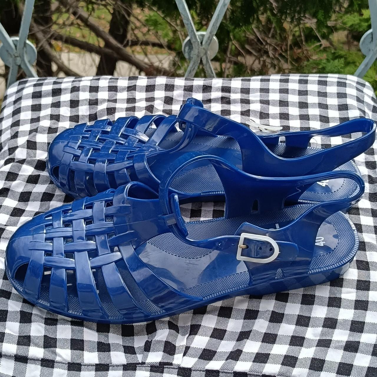 Factorie sandals 2025