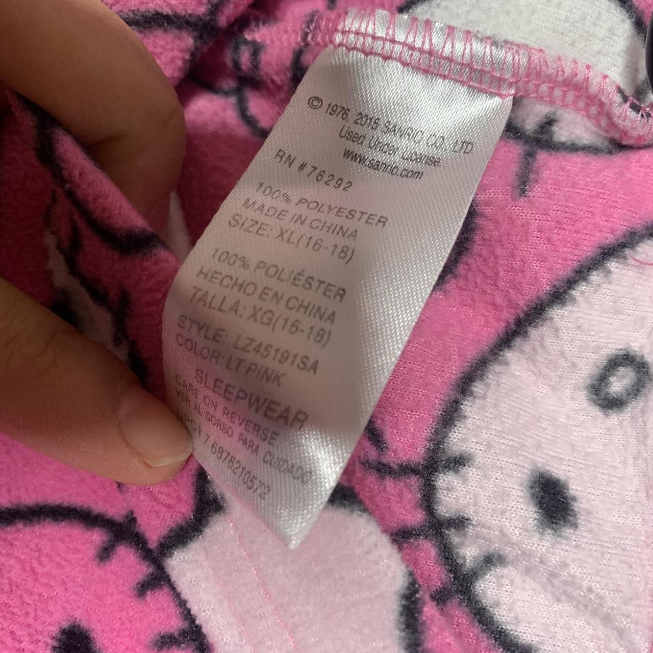 Hello Kitty Women's Pink Pajamas | Depop