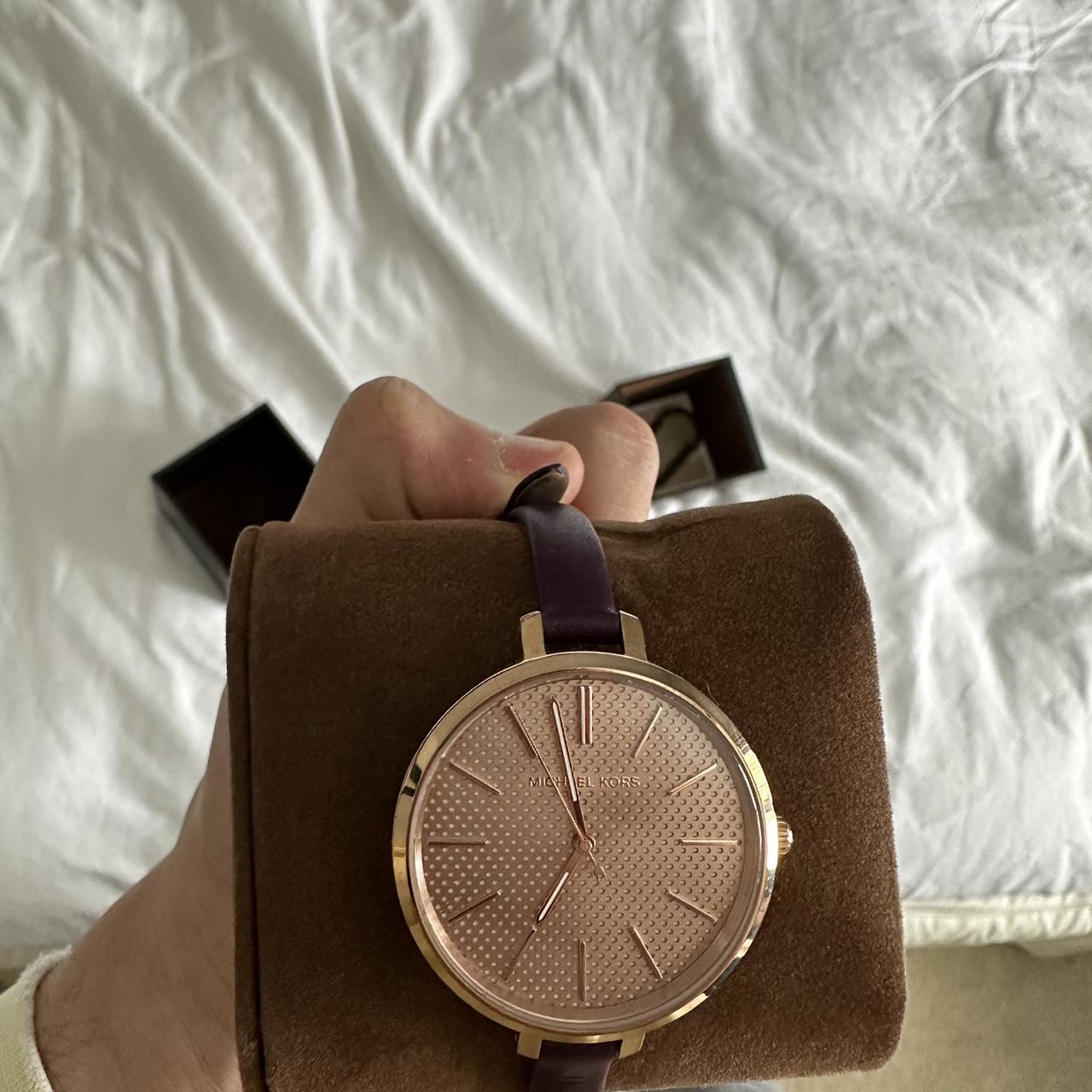 Michael kors hot sale purple smartwatch