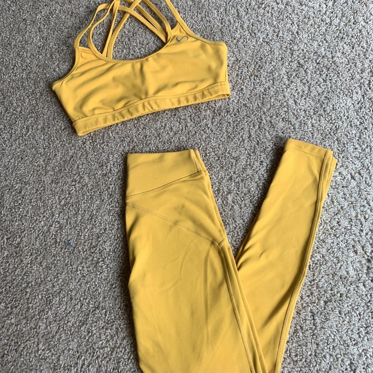 Women's Yellow and Silver Leggings Depop